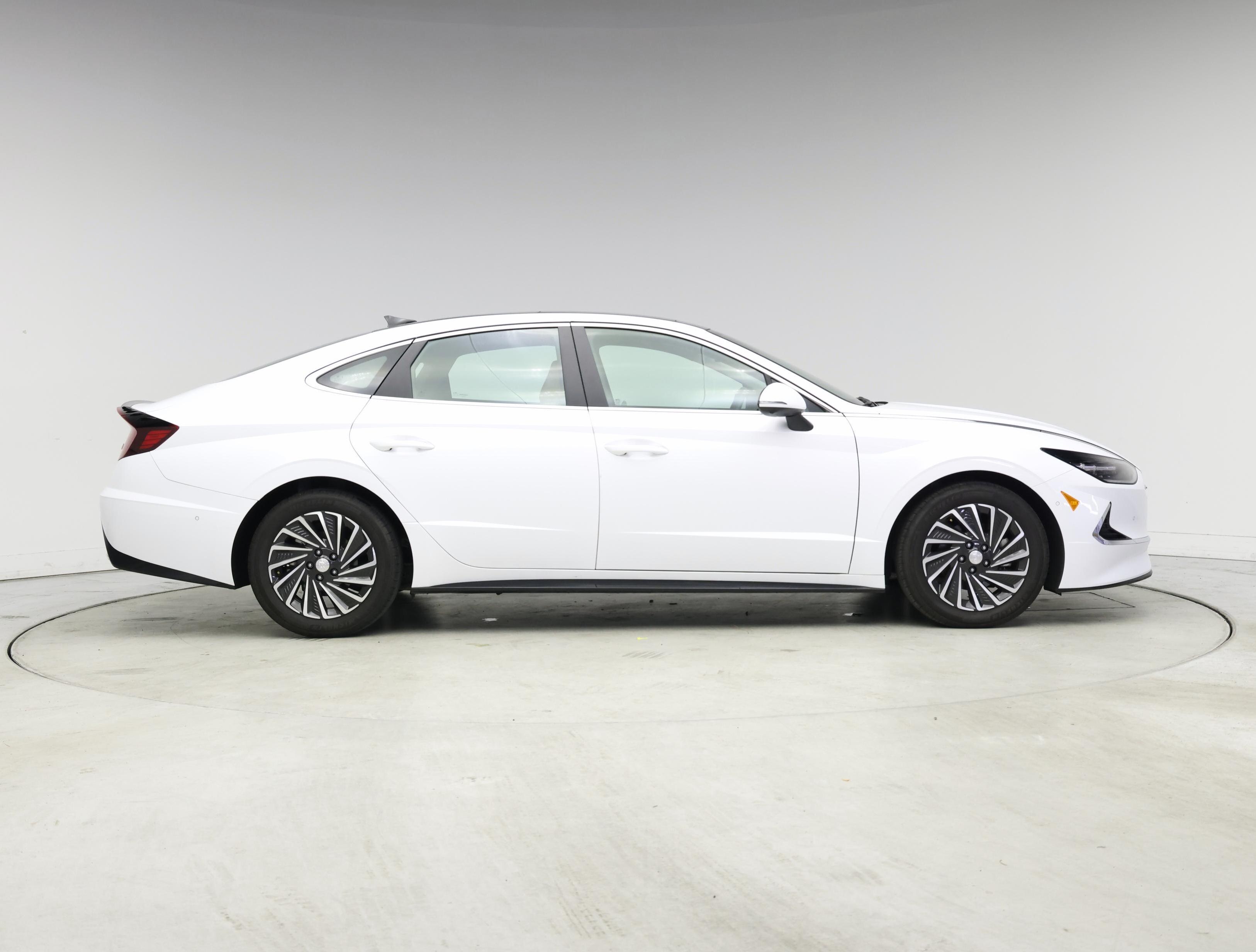 Thumbnail: 2023 Hyundai Sonata - 7