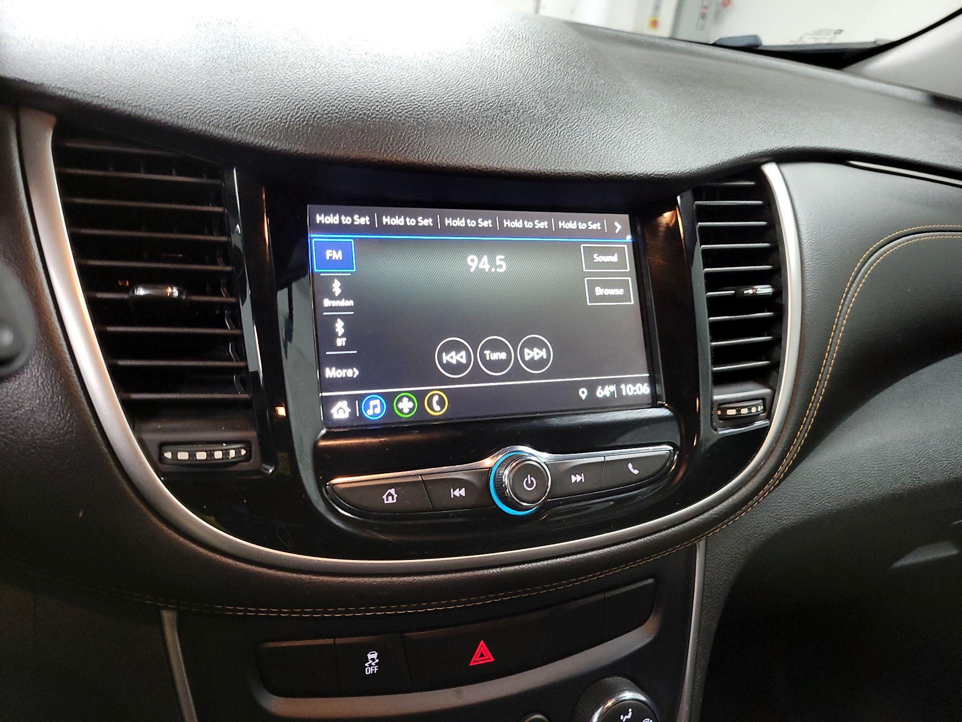 Thumbnail: 2018 Chevrolet Trax - 15