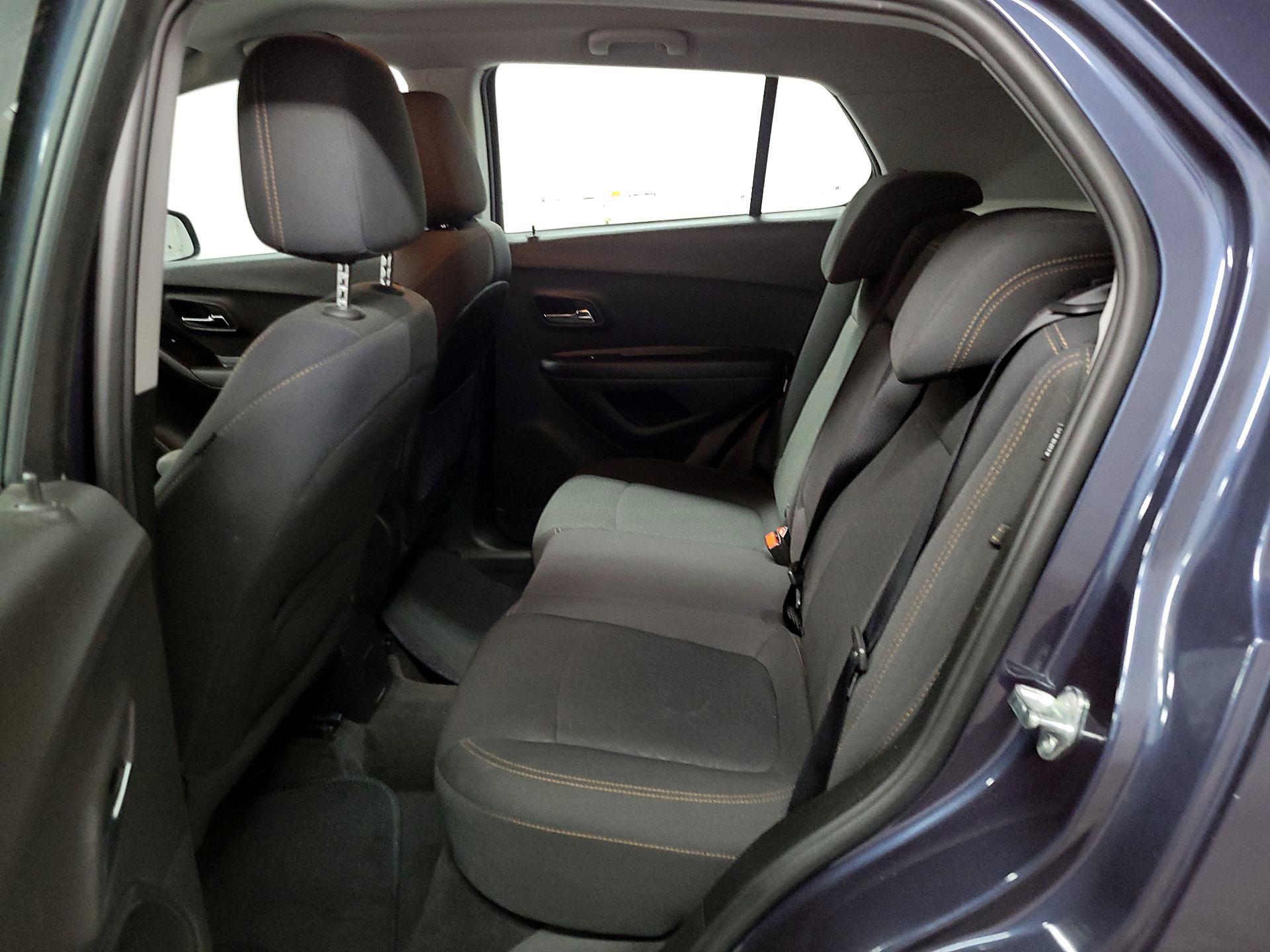 Thumbnail: 2018 Chevrolet Trax - 18