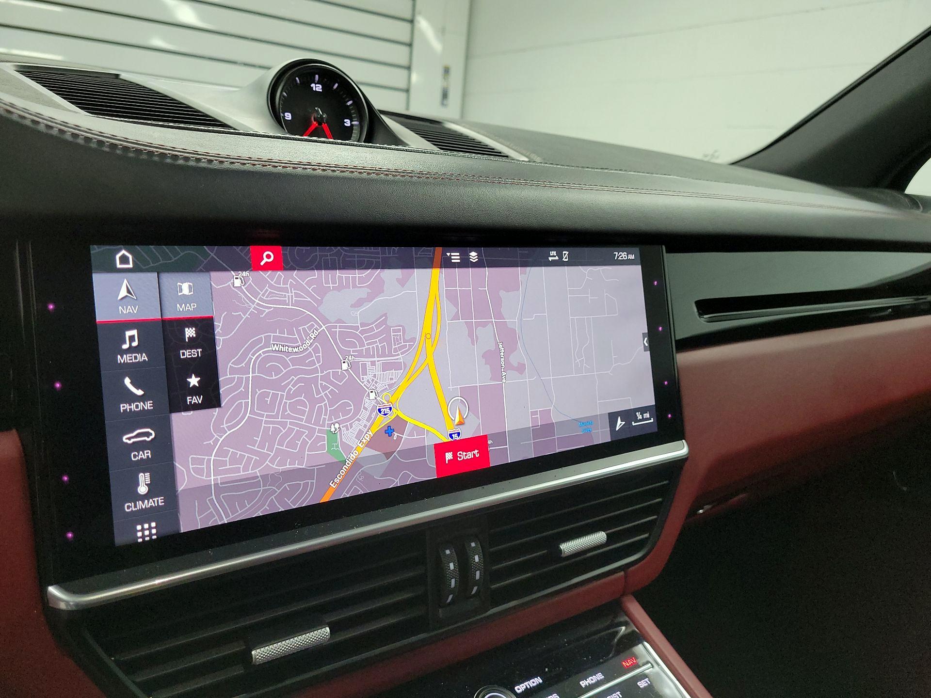 Thumbnail: 2019 Porsche Cayenne - 14