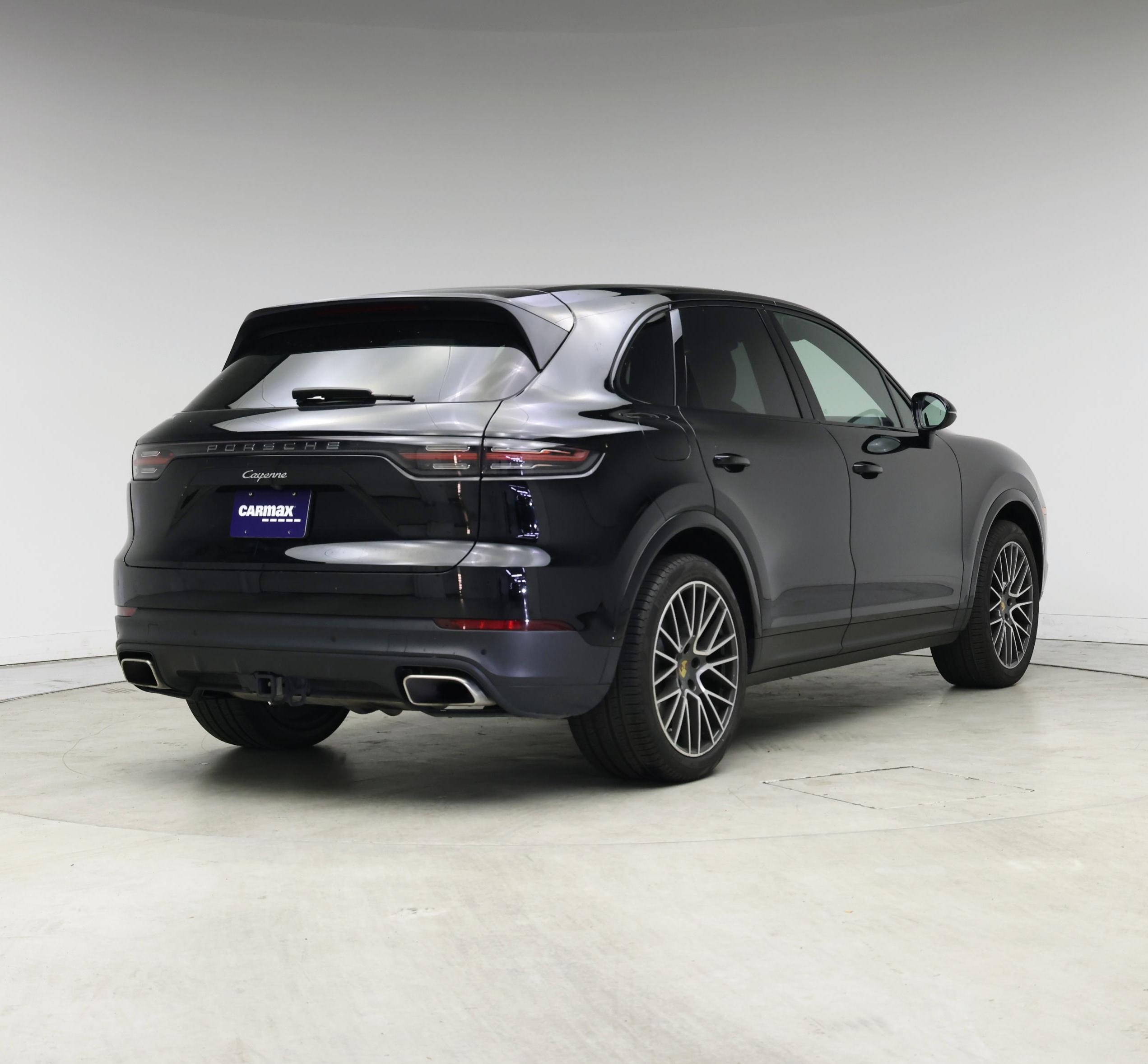 Thumbnail: 2019 Porsche Cayenne - 8