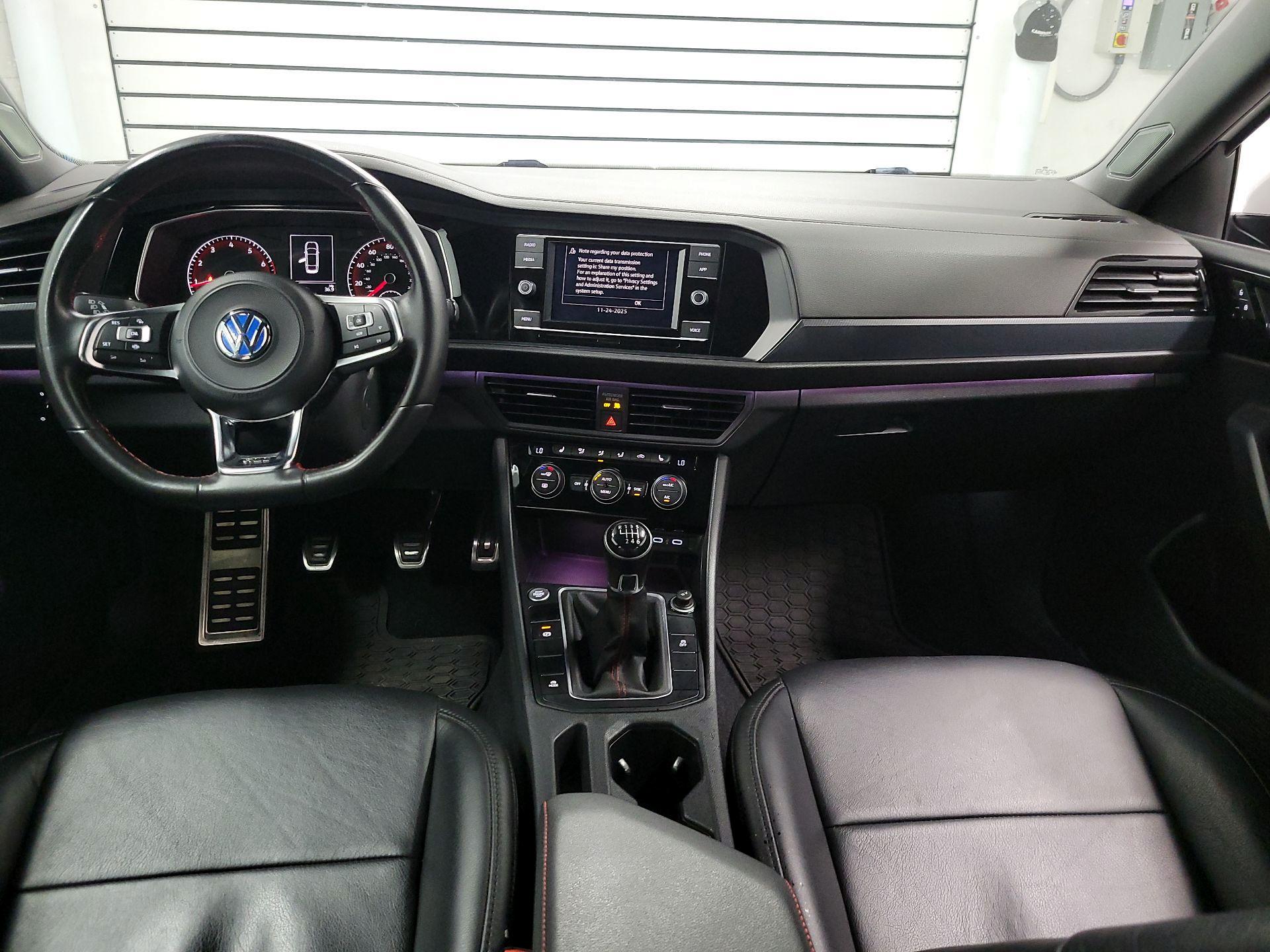 Thumbnail: 2020 Volkswagen Jetta - 9