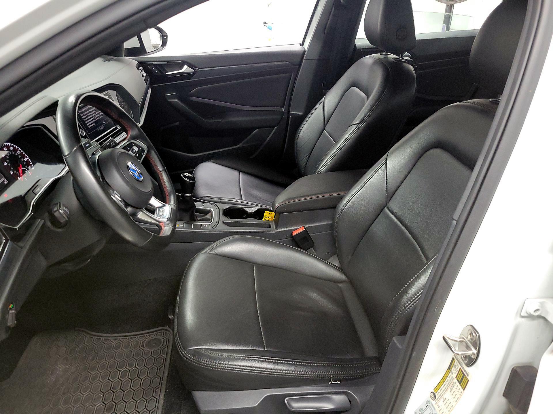 Thumbnail: 2020 Volkswagen Jetta - 11