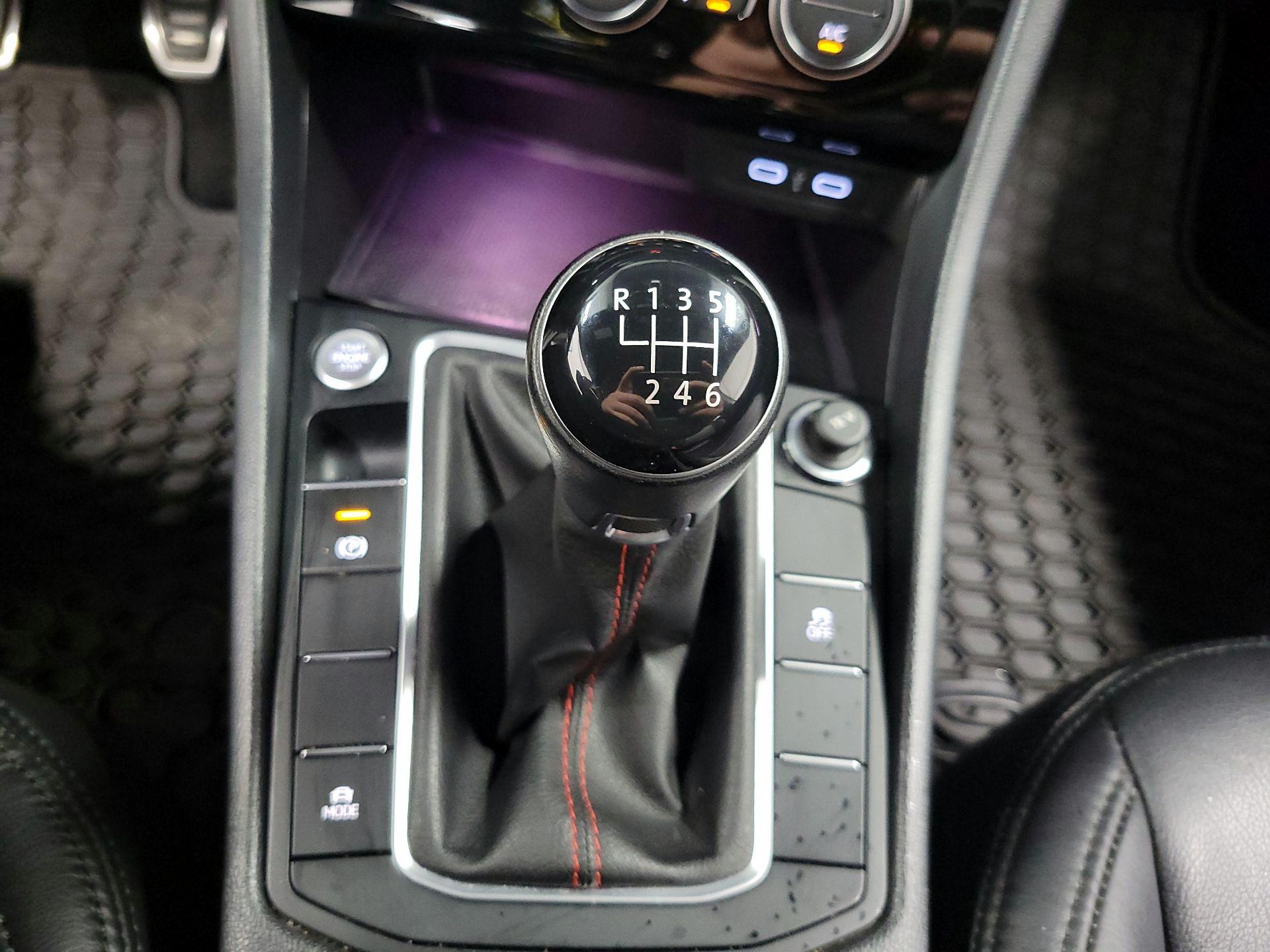 Thumbnail: 2020 Volkswagen Jetta - 17