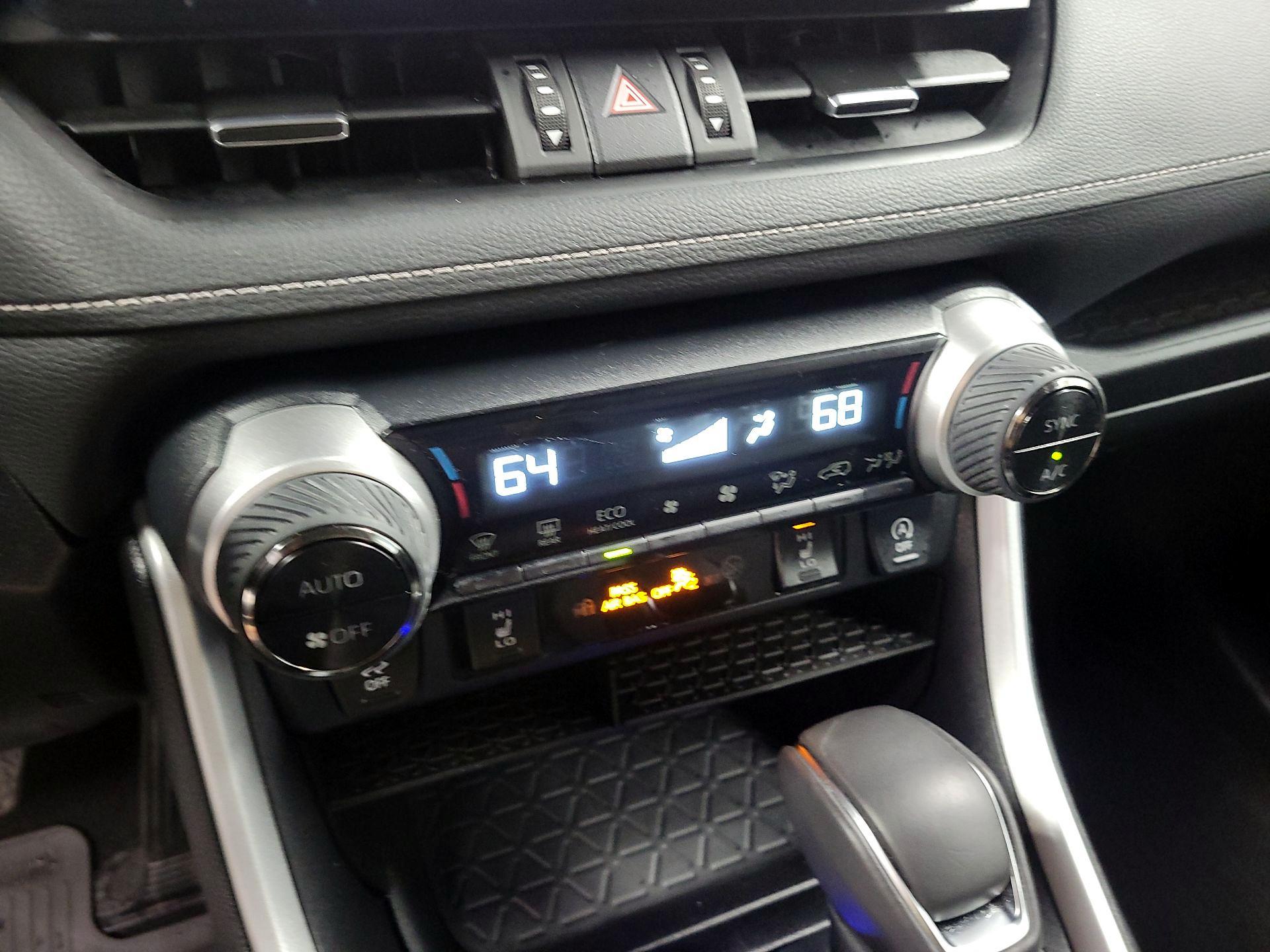 Thumbnail: 2024 Toyota RAV4 - 15