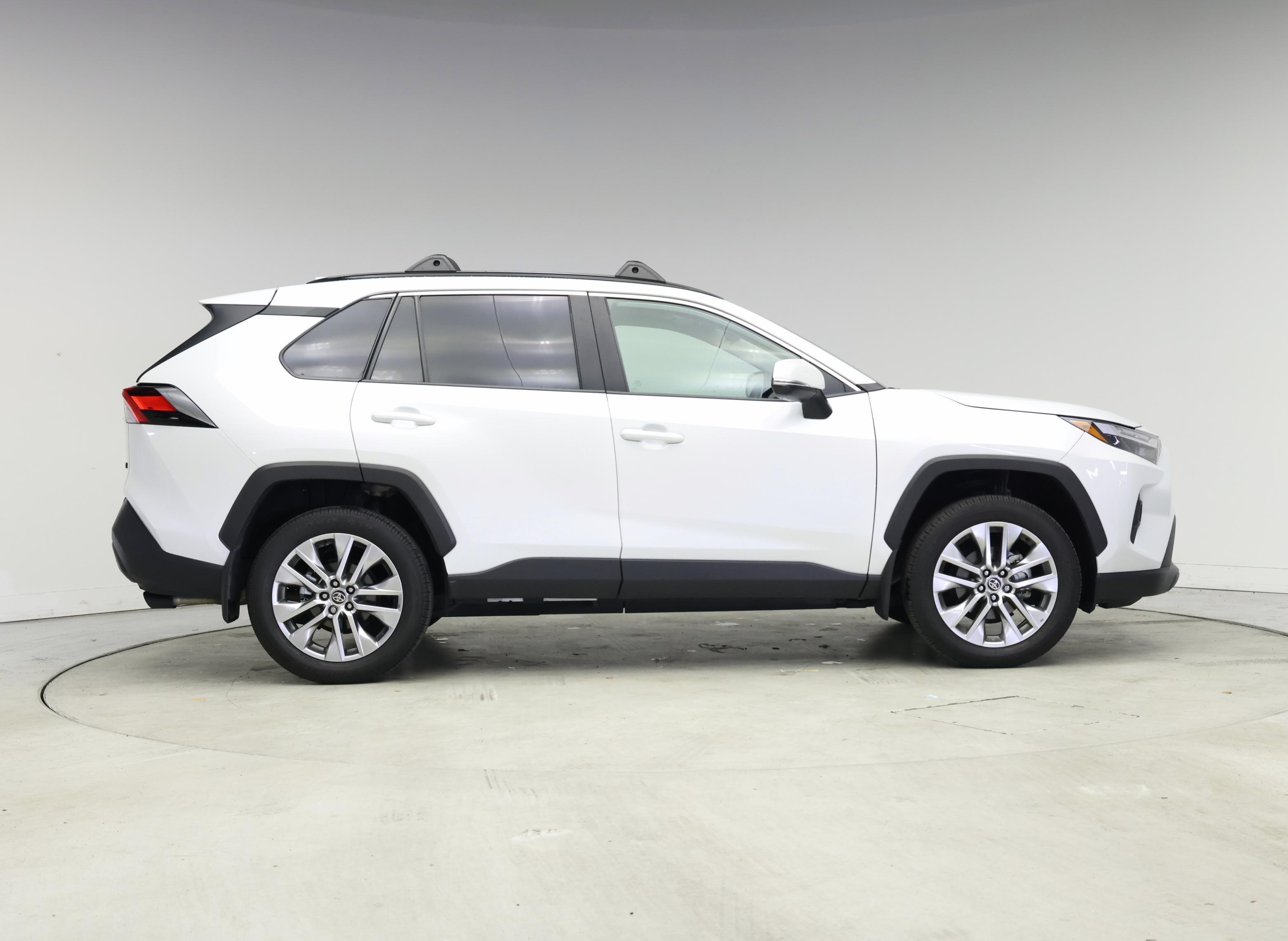 Thumbnail: 2024 Toyota RAV4 - 7