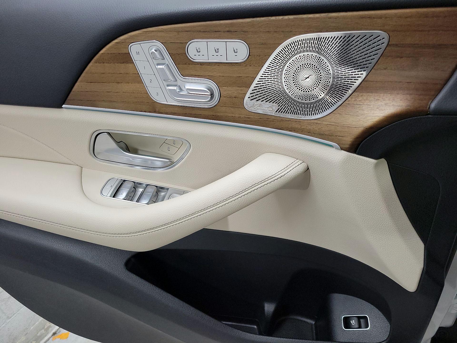 Thumbnail: 2022 Mercedes-Benz GLE - 12