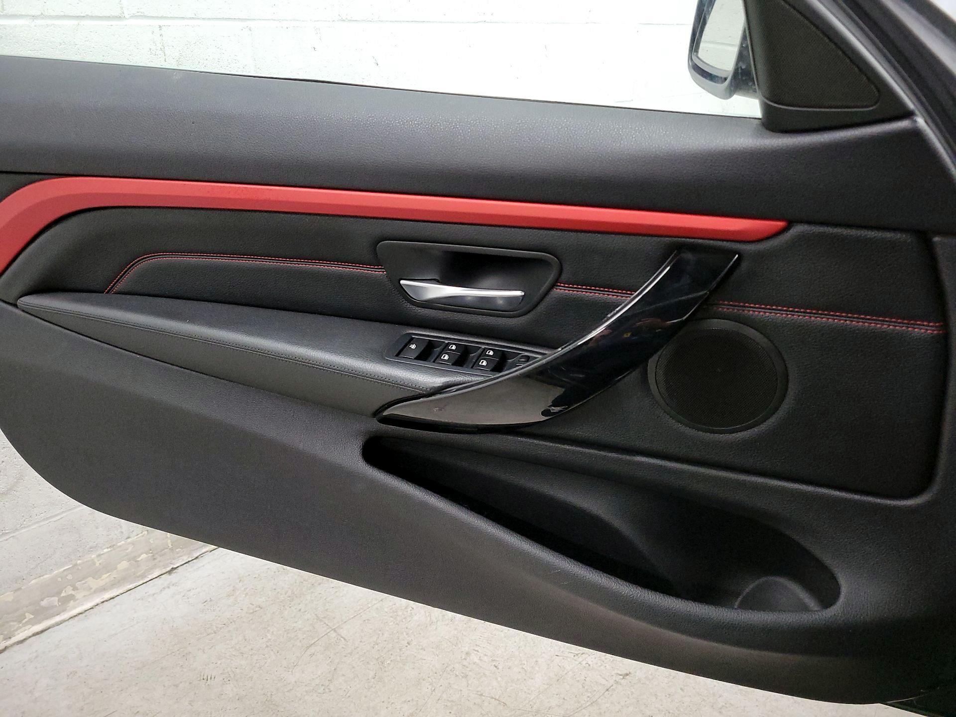 Thumbnail: 2015 BMW 4 Series - 12