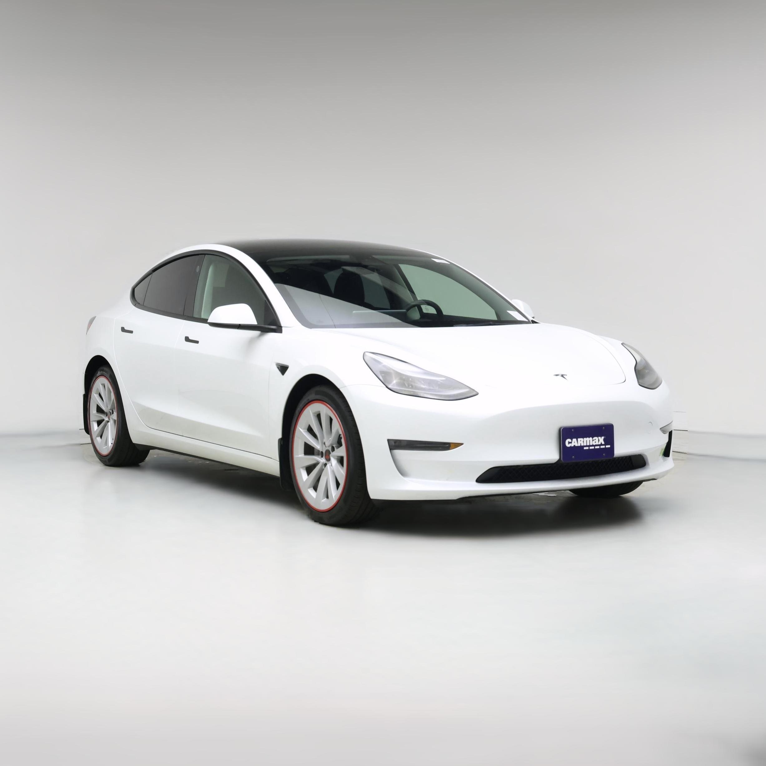 Thumbnail: 2023 Tesla Model 3 - 1