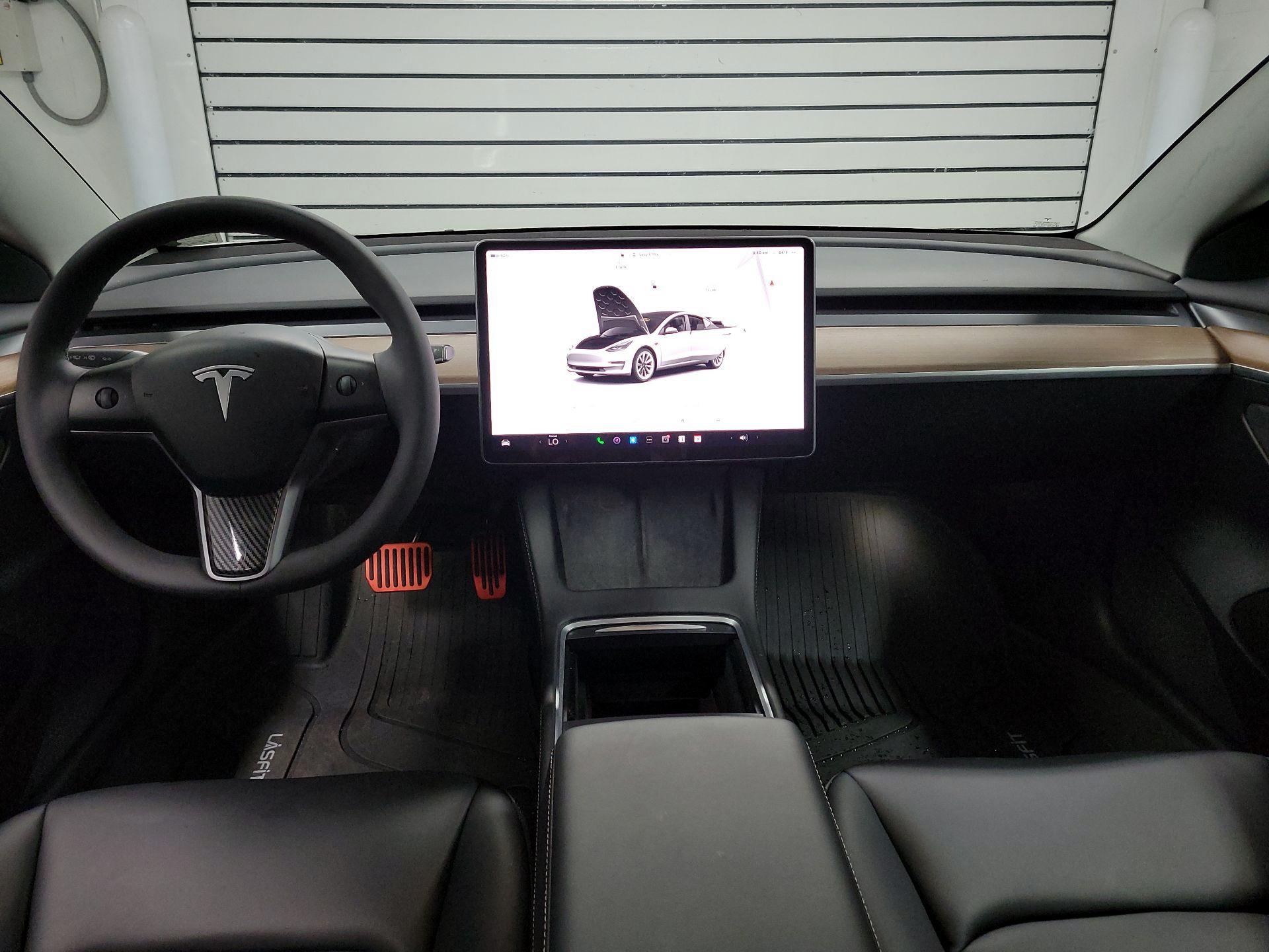 Thumbnail: 2023 Tesla Model 3 - 9