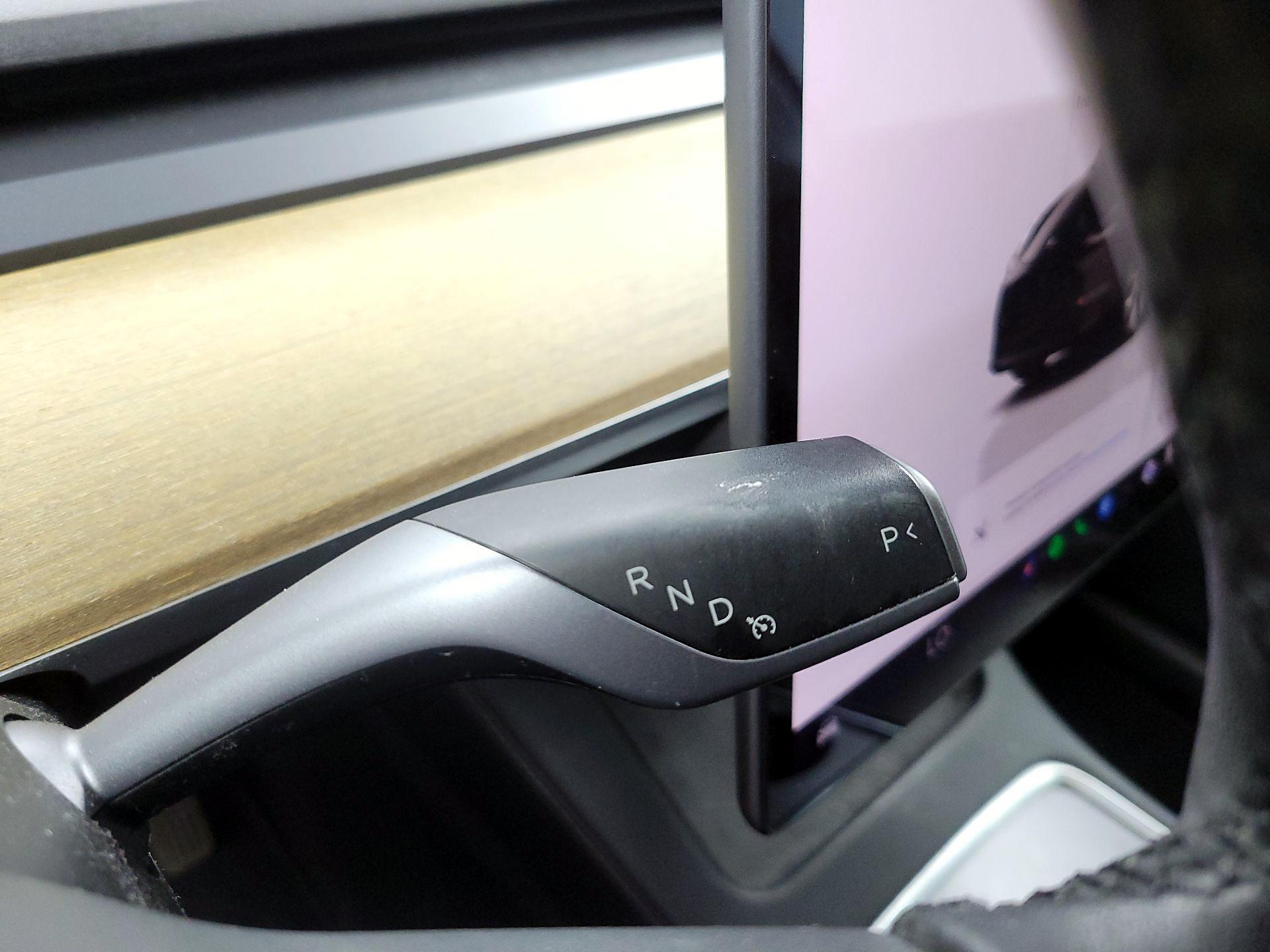 Thumbnail: 2022 Tesla Model Y - 17