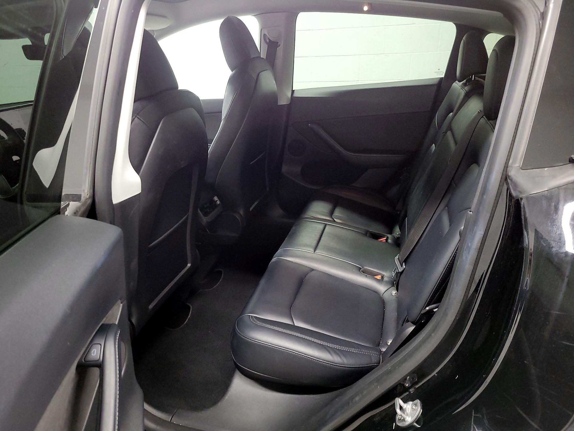 Thumbnail: 2022 Tesla Model Y - 19