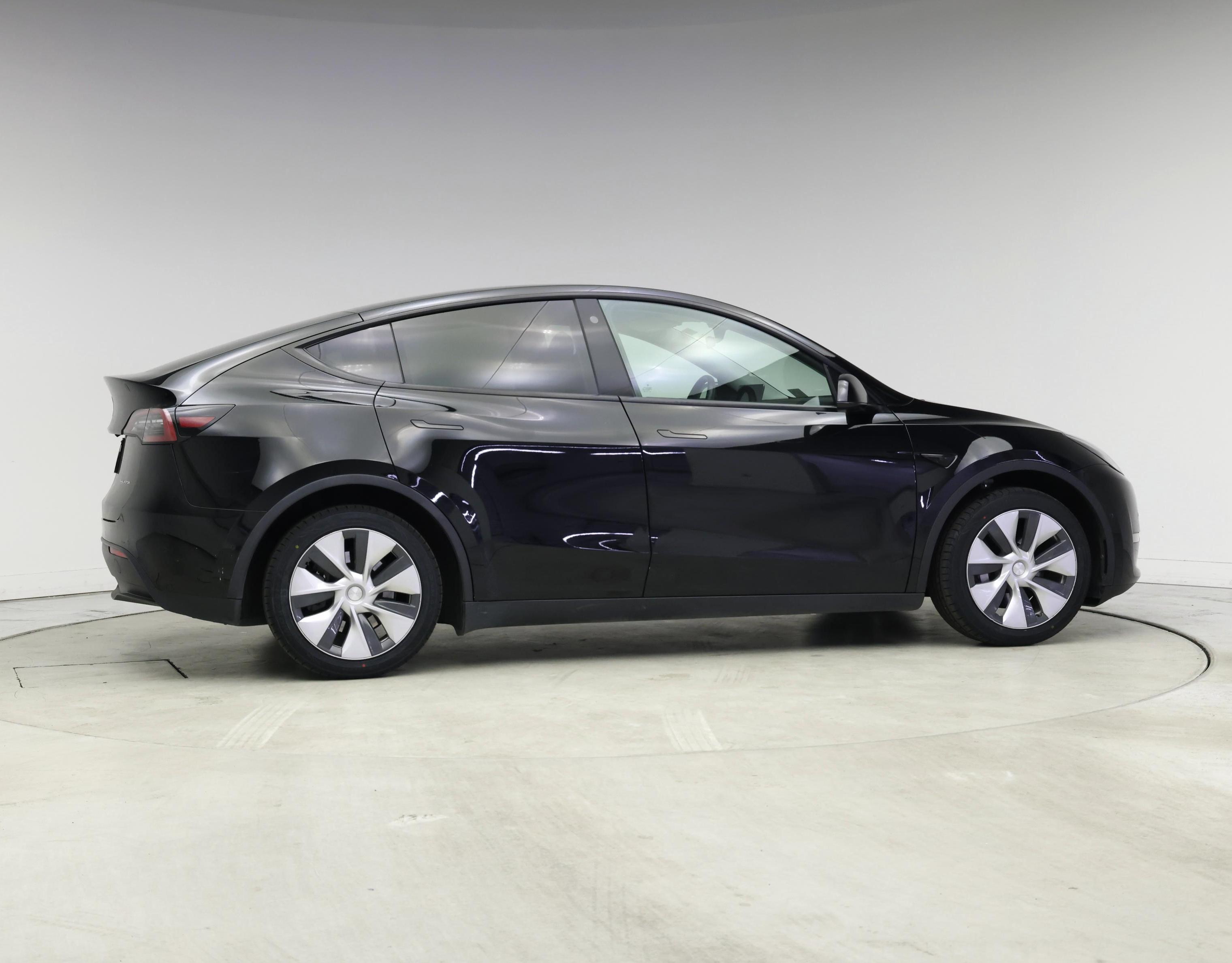 Thumbnail: 2022 Tesla Model Y - 7