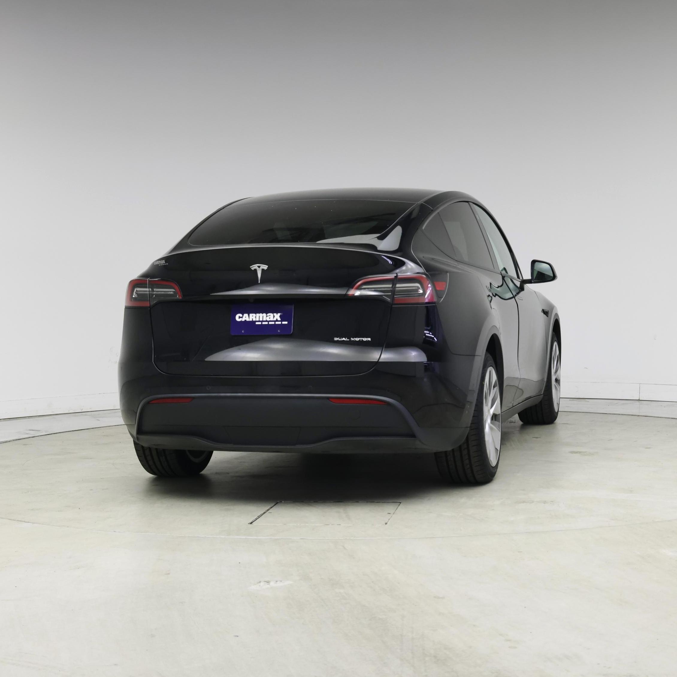 Thumbnail: 2022 Tesla Model Y - 8