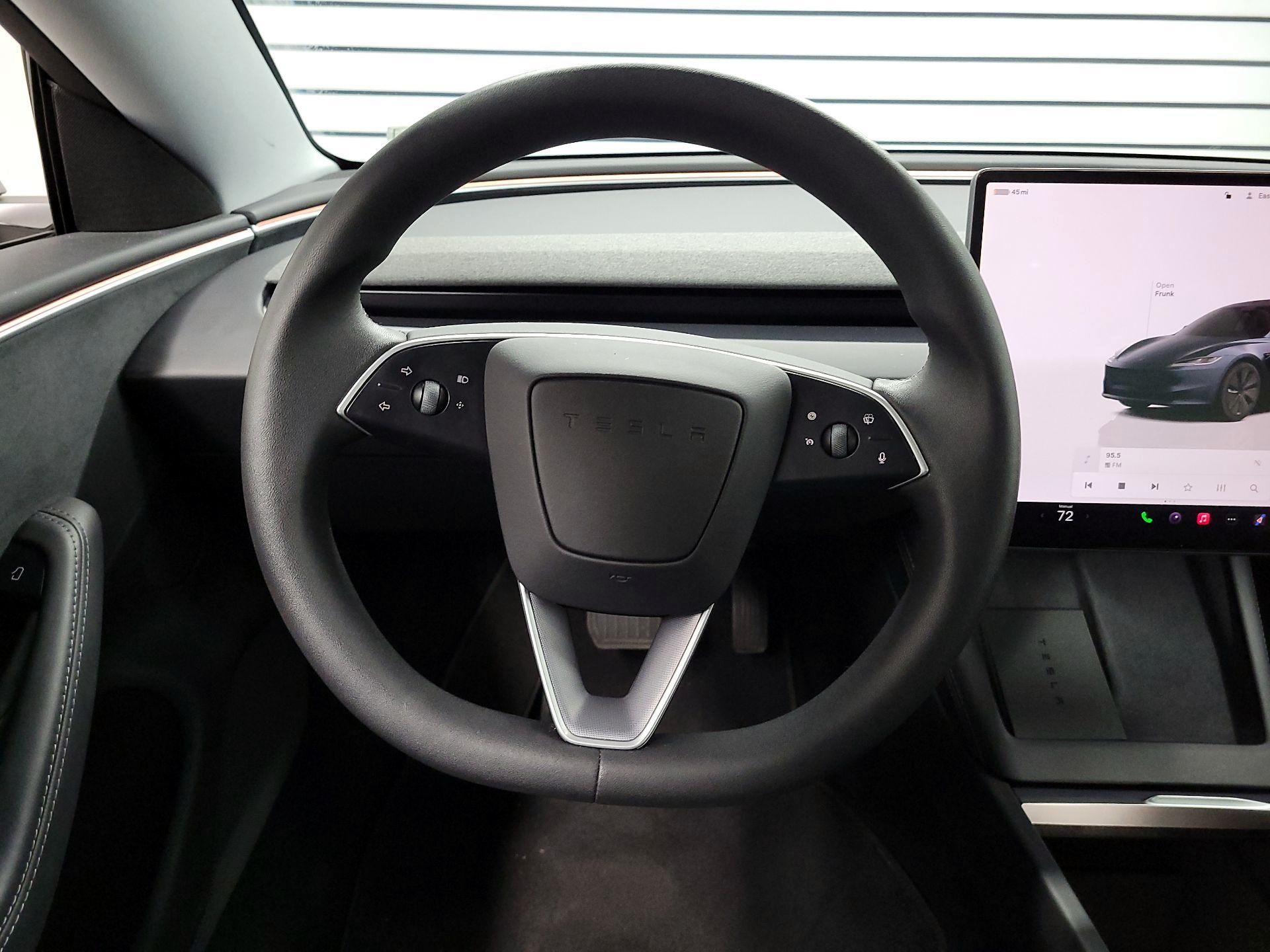 Thumbnail: 2025 Tesla Model 3 - 10