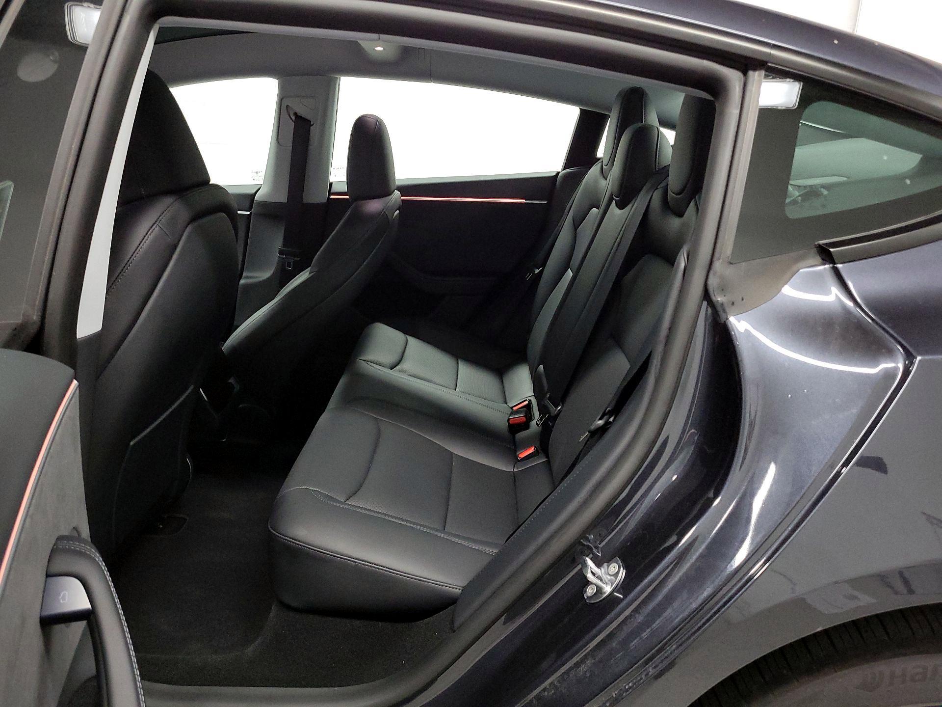 Thumbnail: 2025 Tesla Model 3 - 16