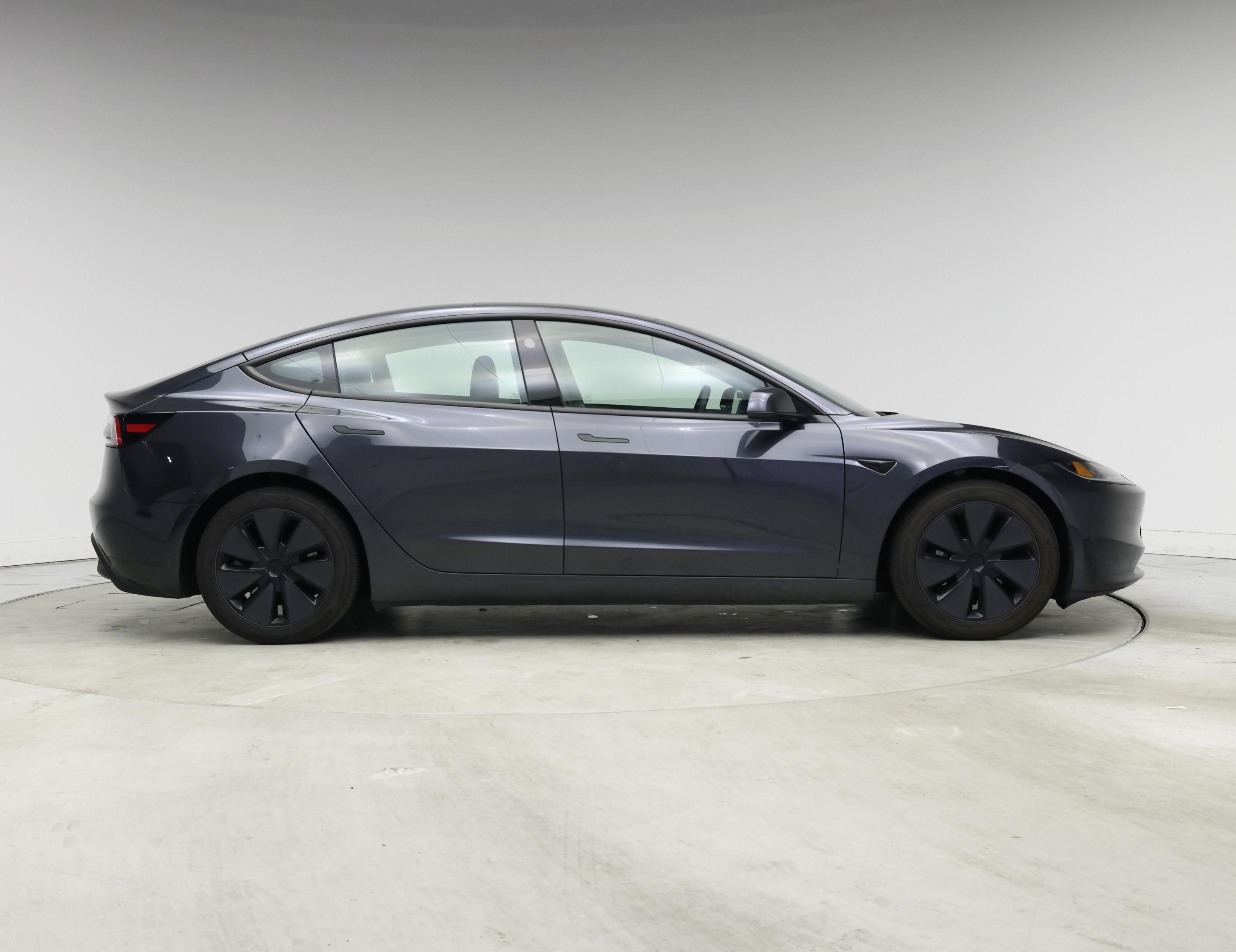 Thumbnail: 2025 Tesla Model 3 - 7