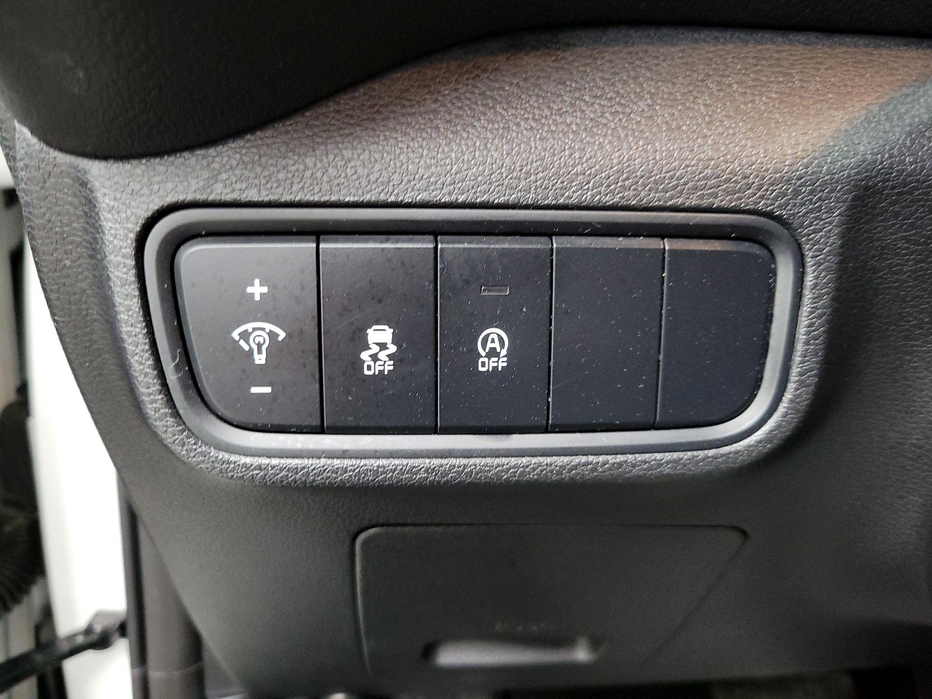 Thumbnail: 2023 Kia Soul - 13