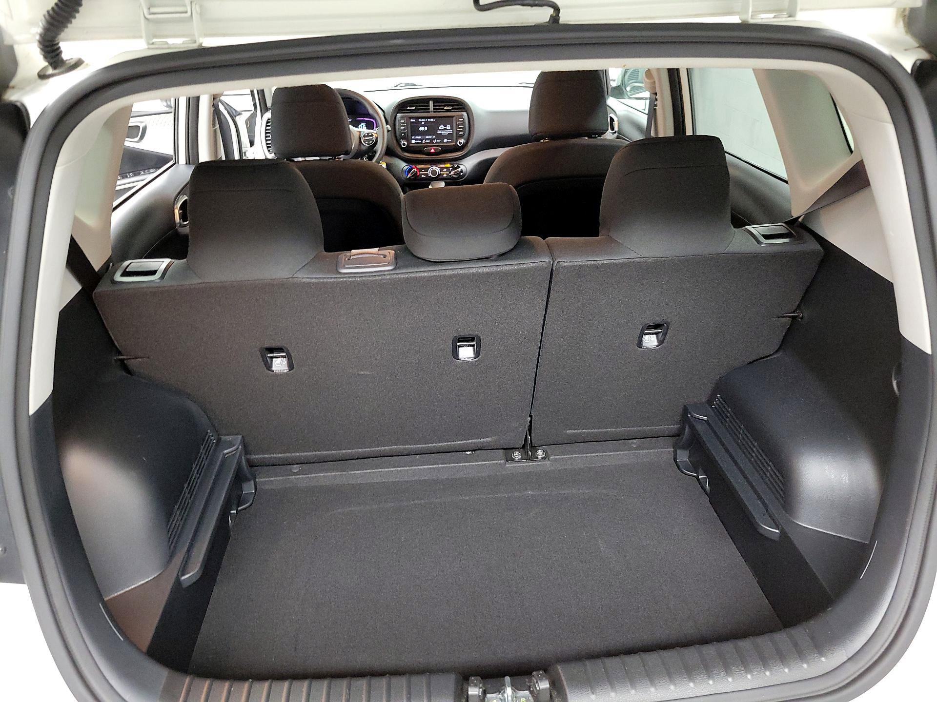 Thumbnail: 2023 Kia Soul - 20