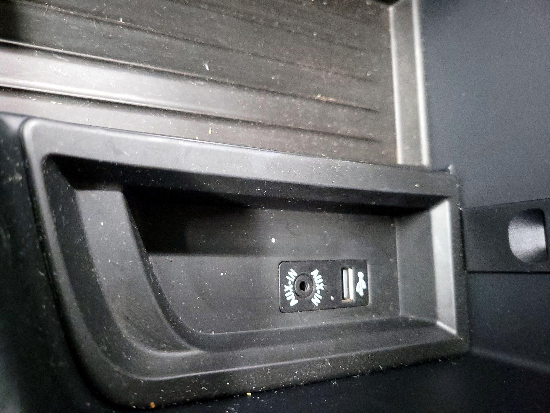 Thumbnail: 2015 BMW 3 Series - 18