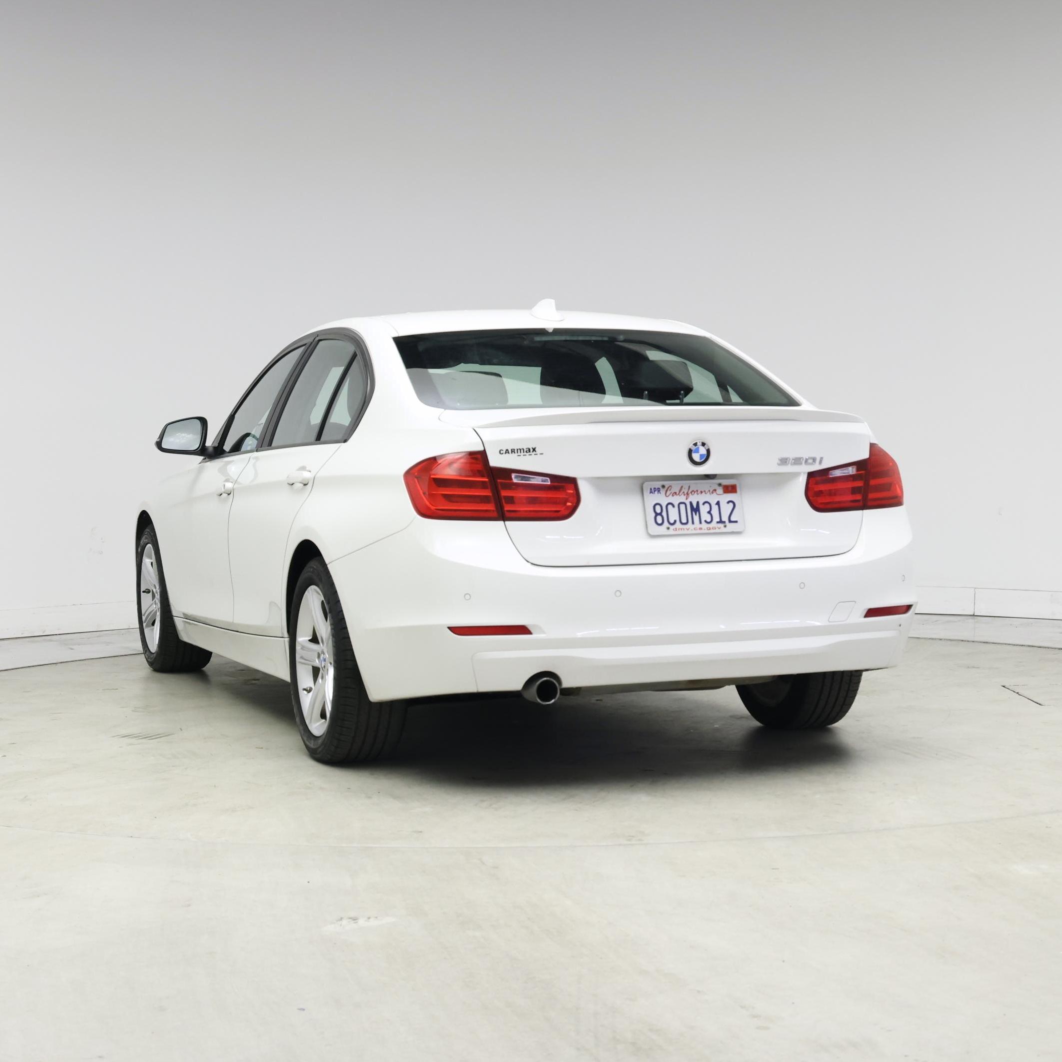 Thumbnail: 2015 BMW 3 Series - 2