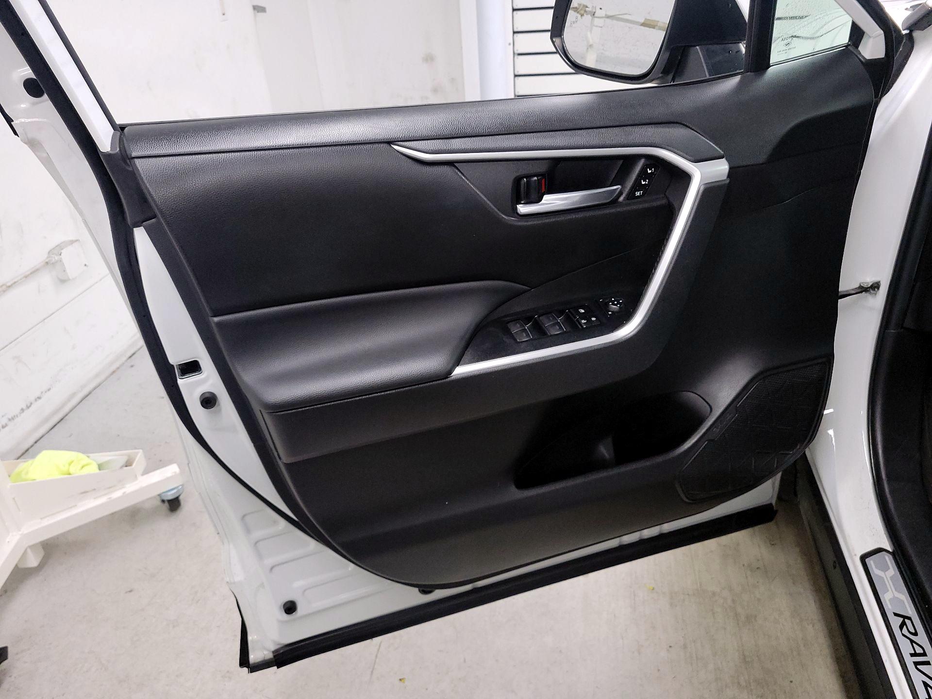 Thumbnail: 2023 Toyota RAV4 - 12