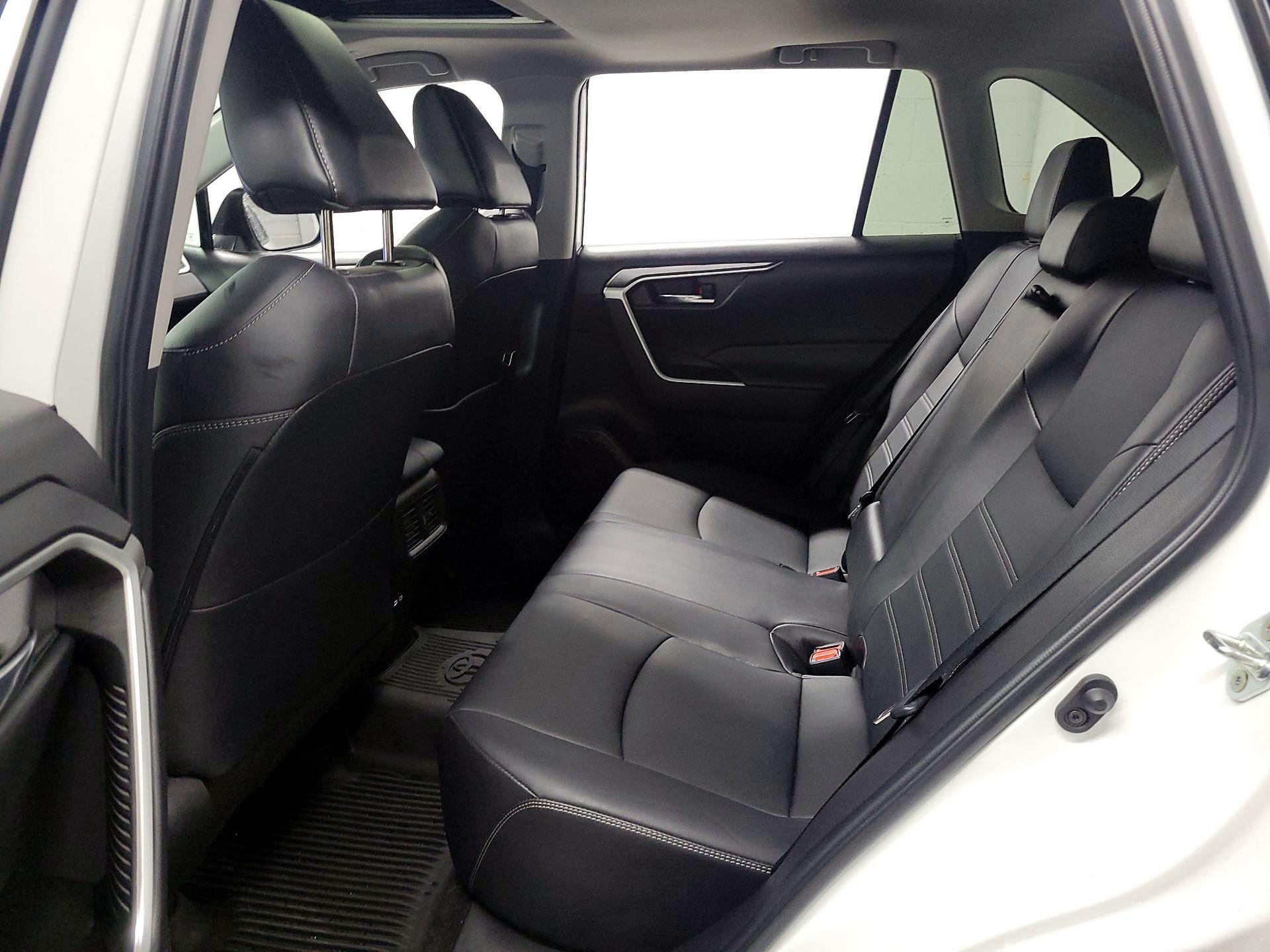 Thumbnail: 2023 Toyota RAV4 - 17