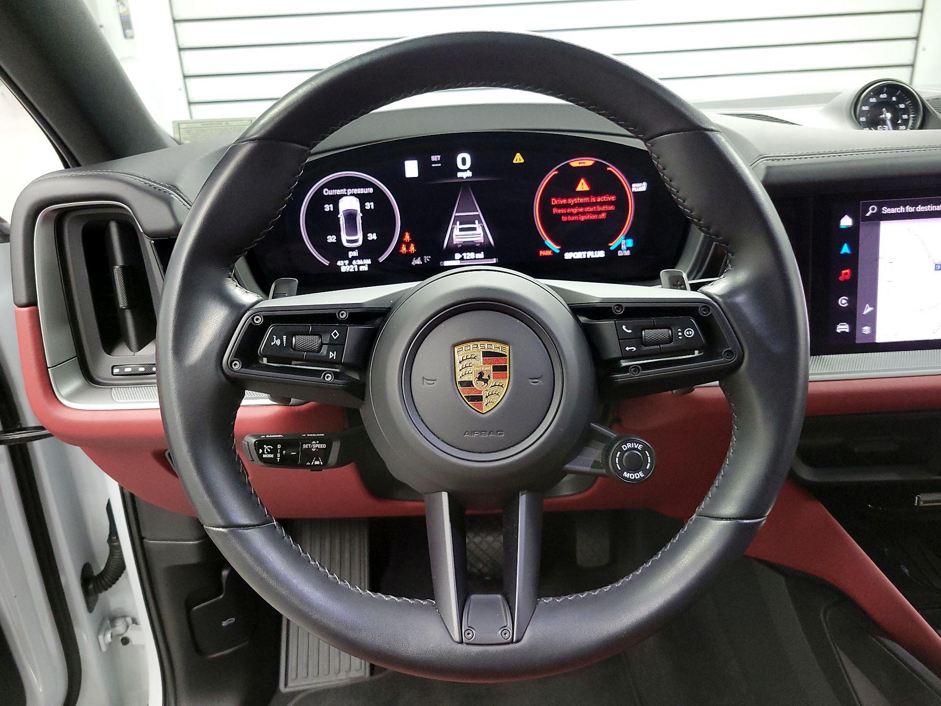 Thumbnail: 2024 Porsche Cayenne - 10