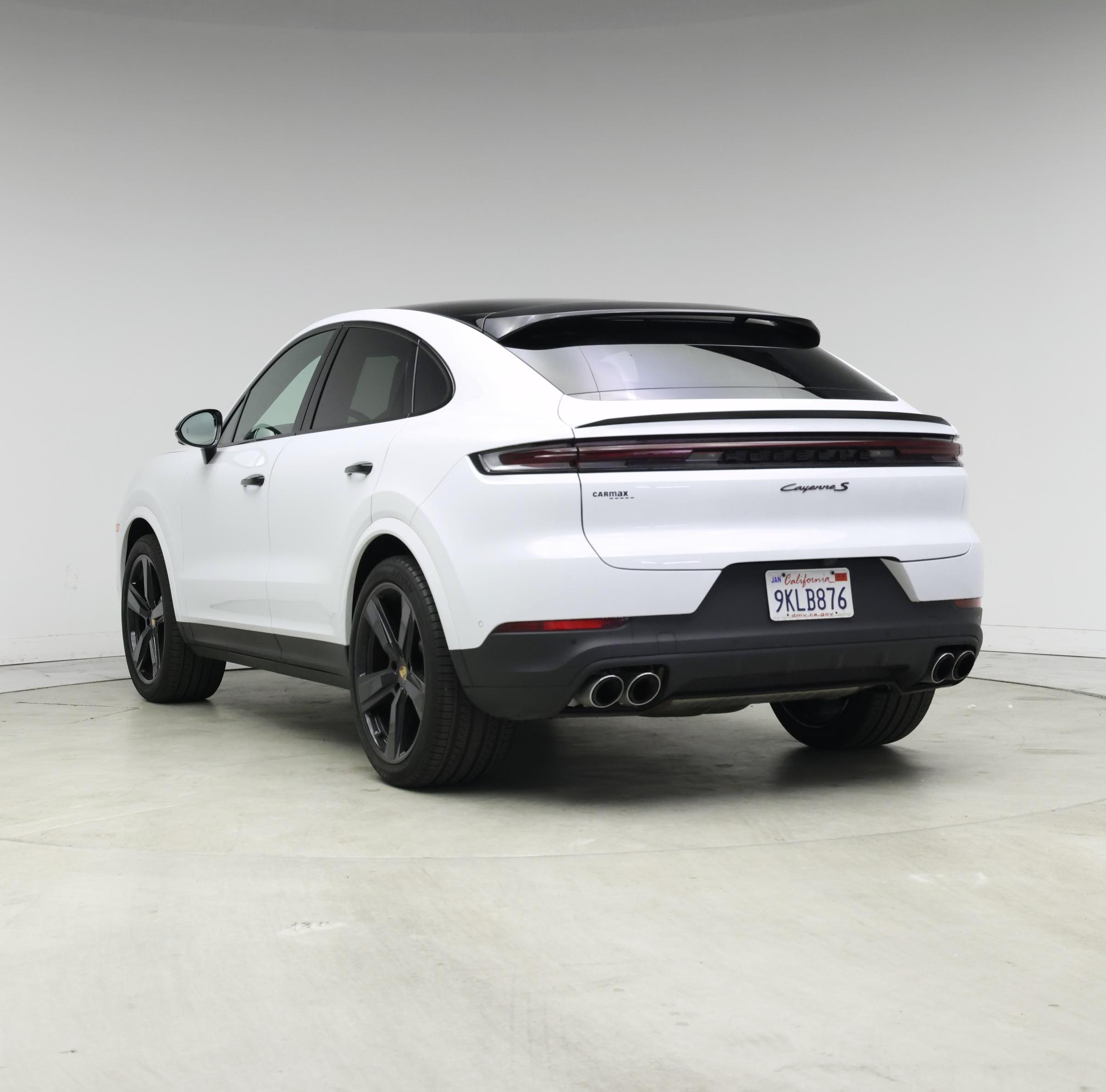 Thumbnail: 2024 Porsche Cayenne - 2