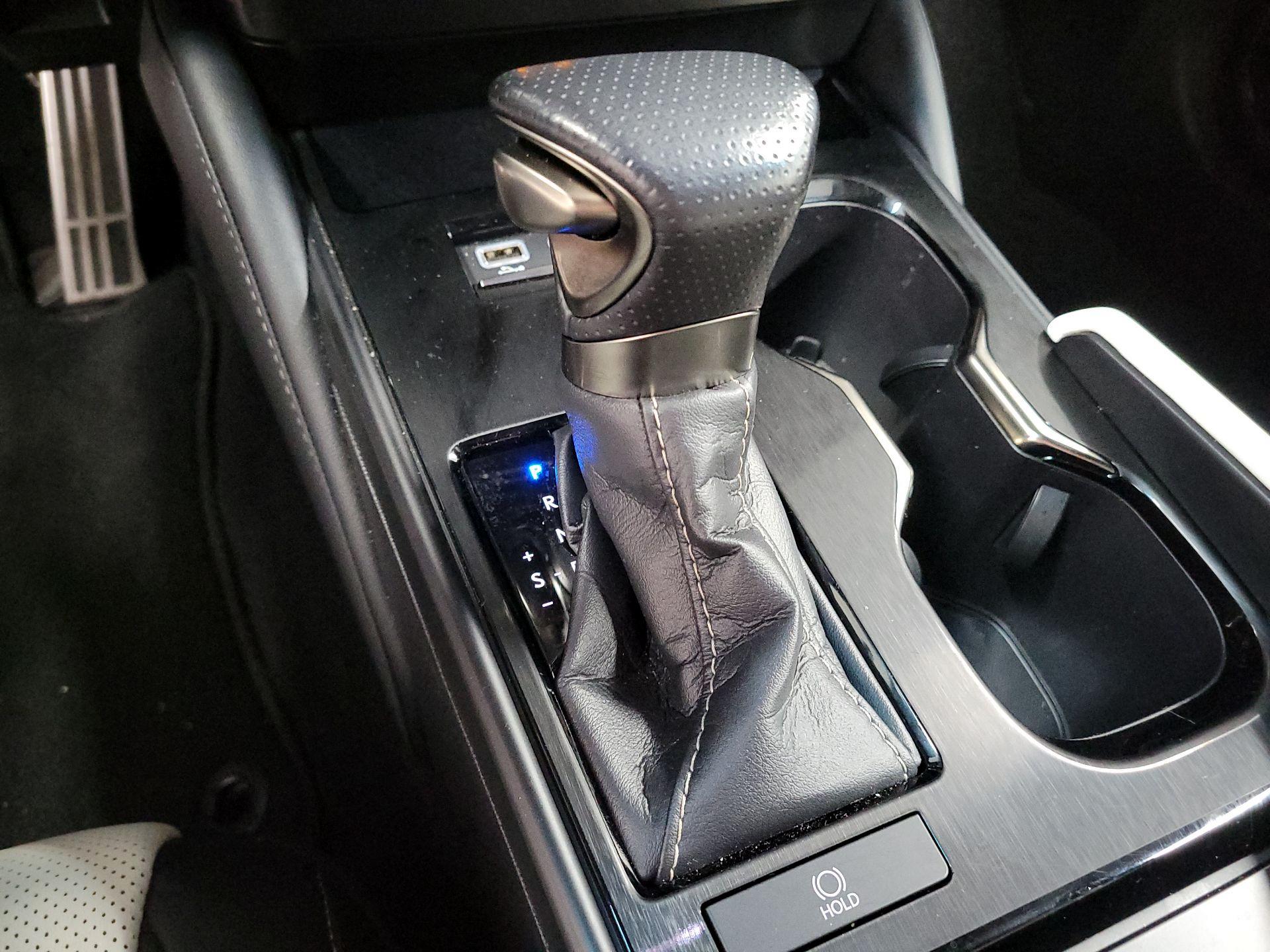 Thumbnail: 2023 Lexus ES - 15