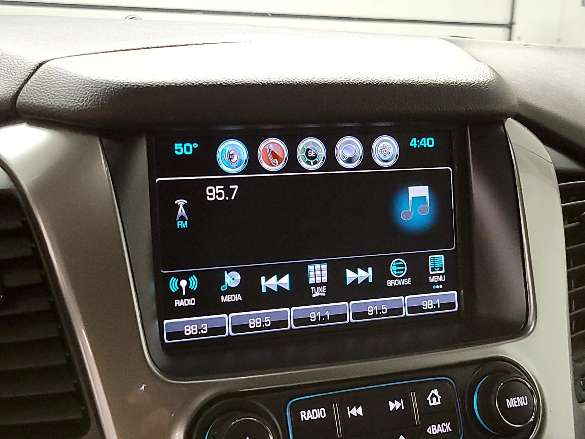 Thumbnail: 2020 Chevrolet Tahoe - 14