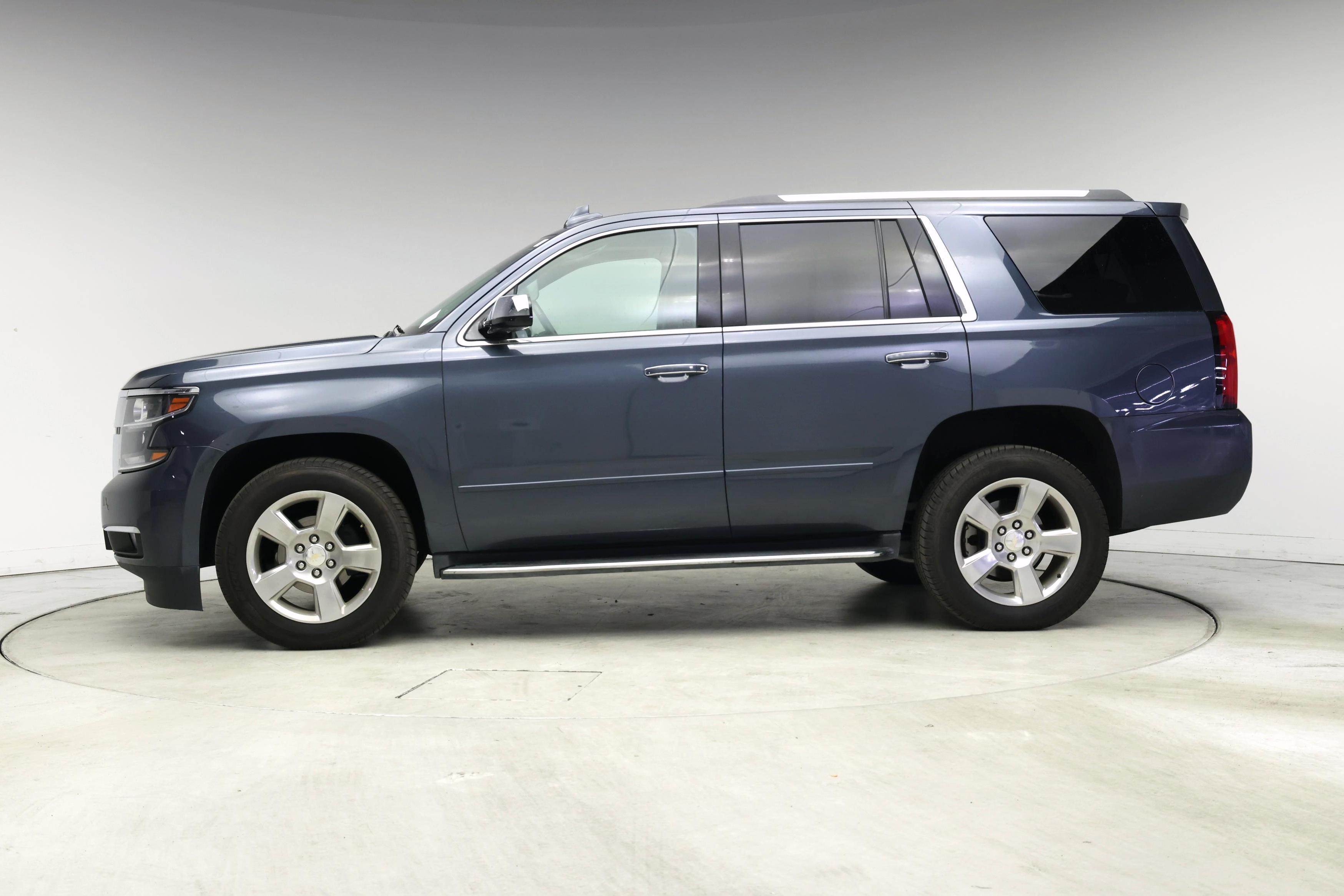 Thumbnail: 2020 Chevrolet Tahoe - 3