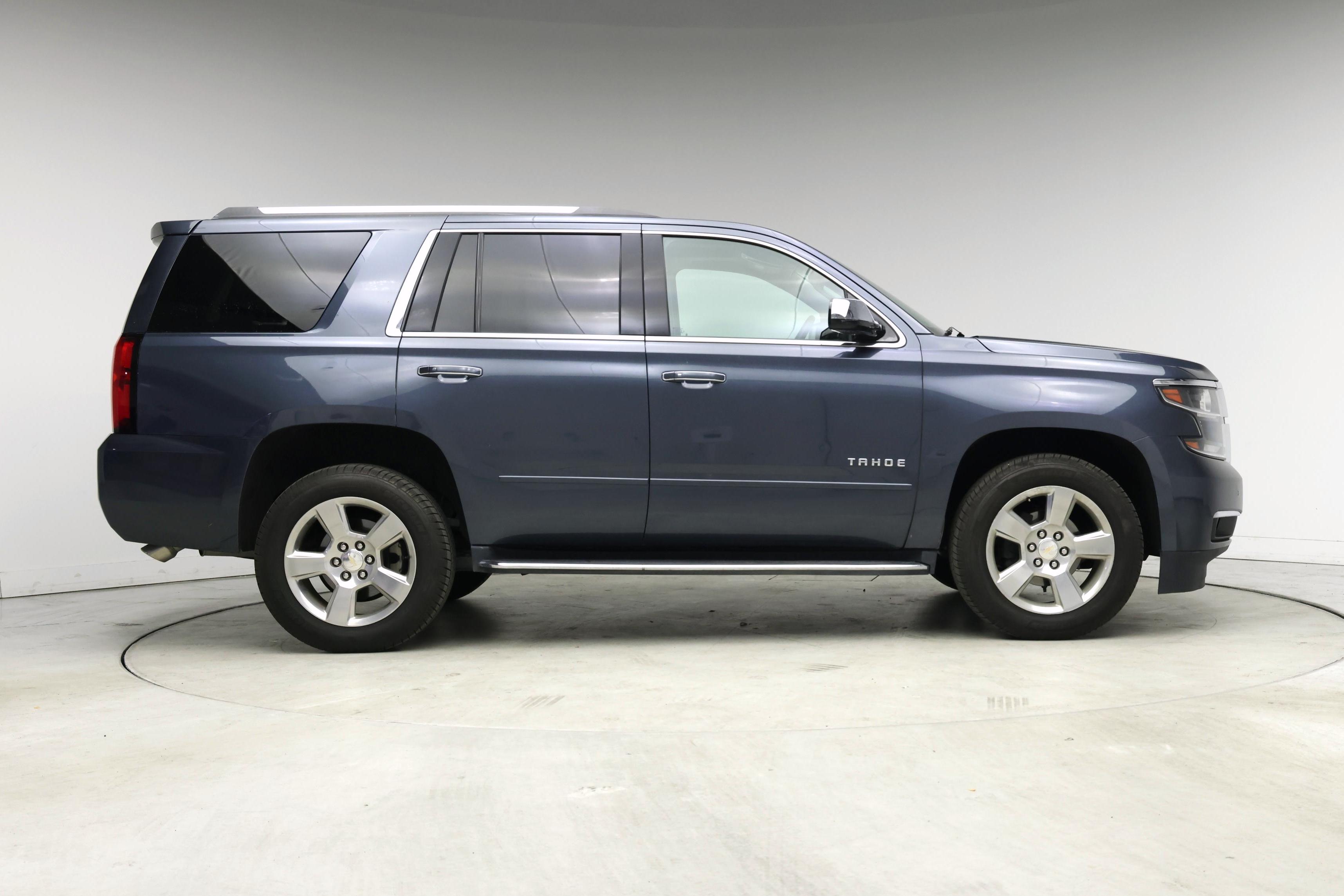 Thumbnail: 2020 Chevrolet Tahoe - 7