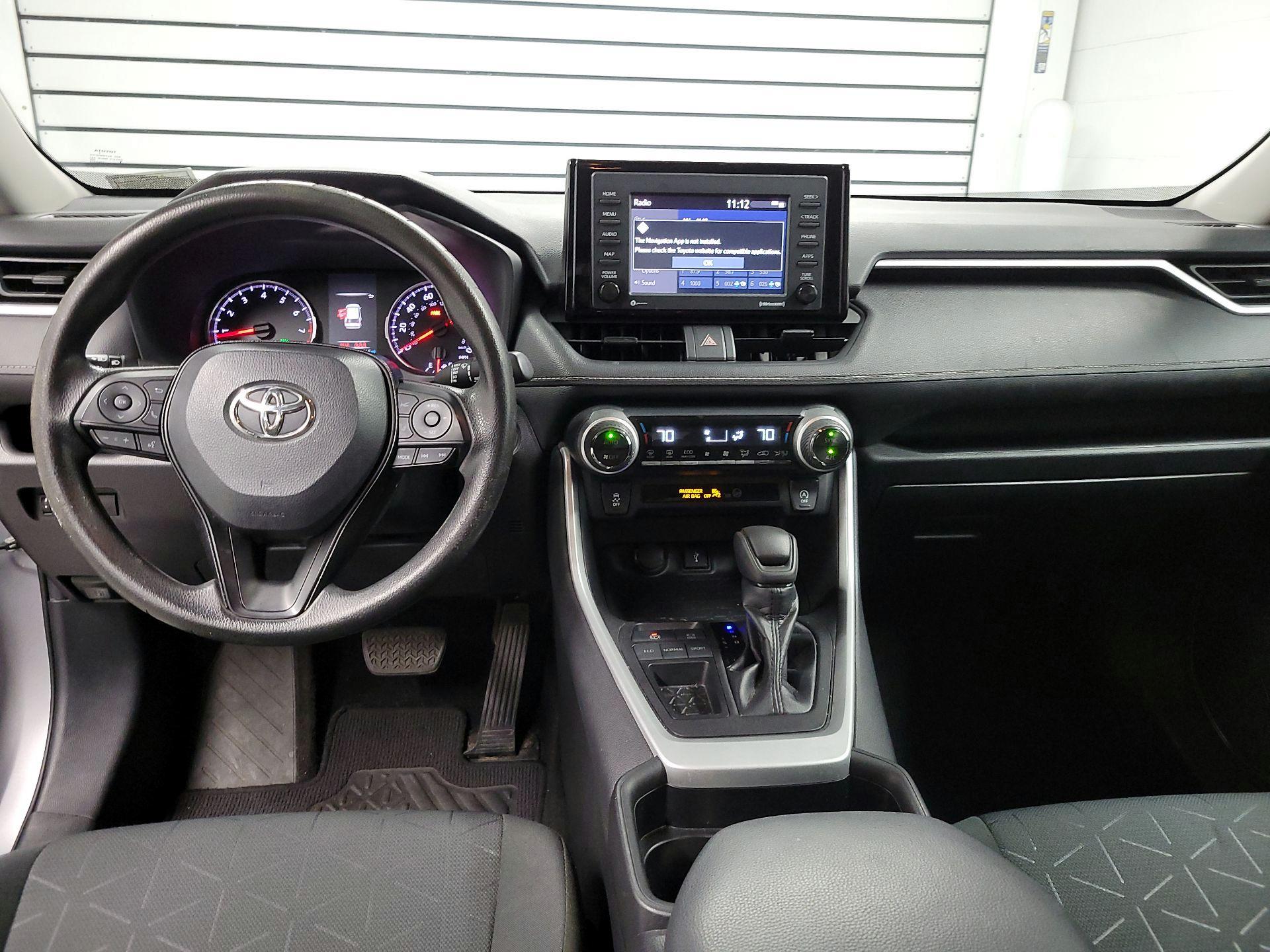 Thumbnail: 2021 Toyota RAV4 - 9