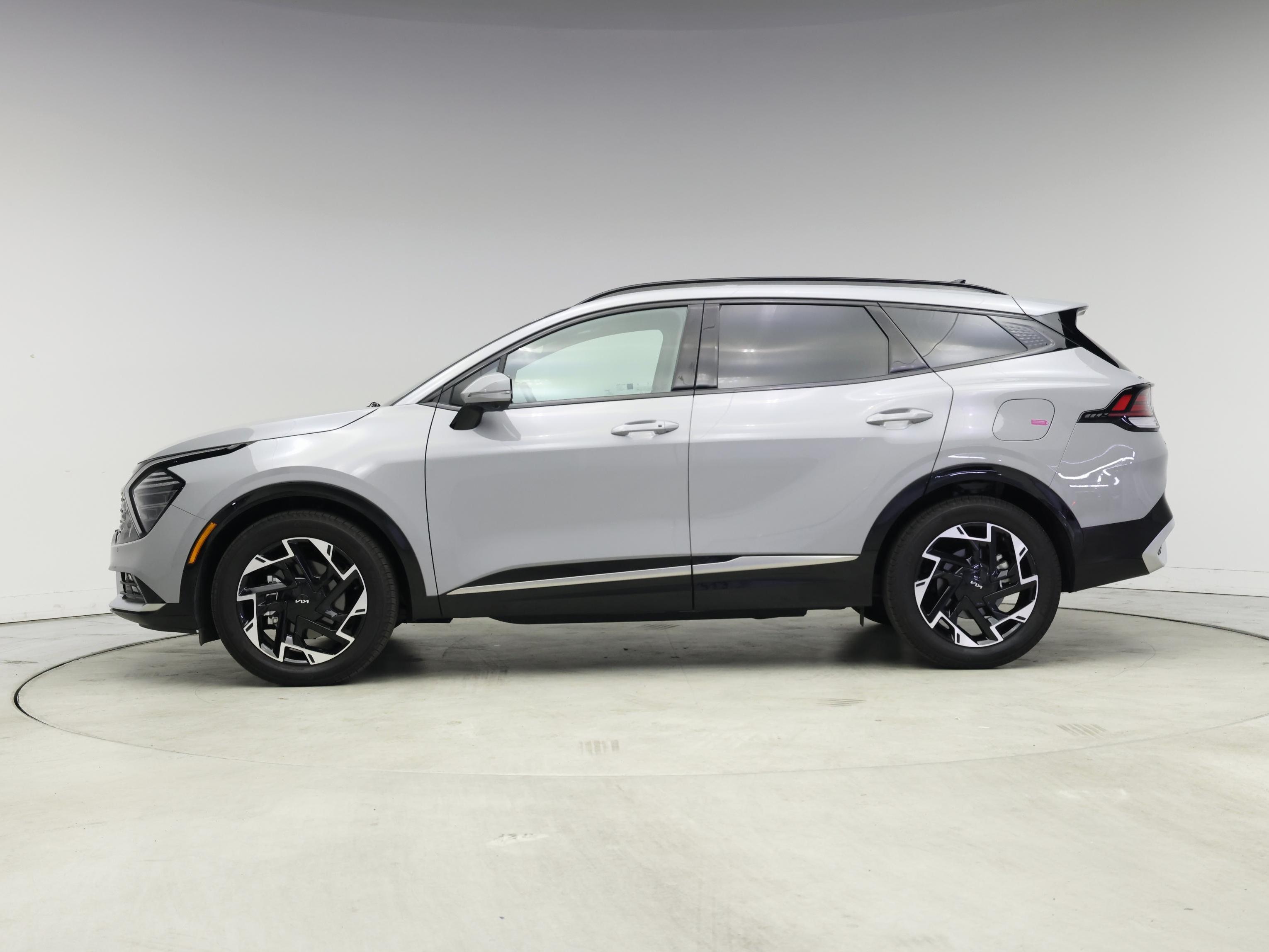 Thumbnail: 2025 Kia Sportage - 3