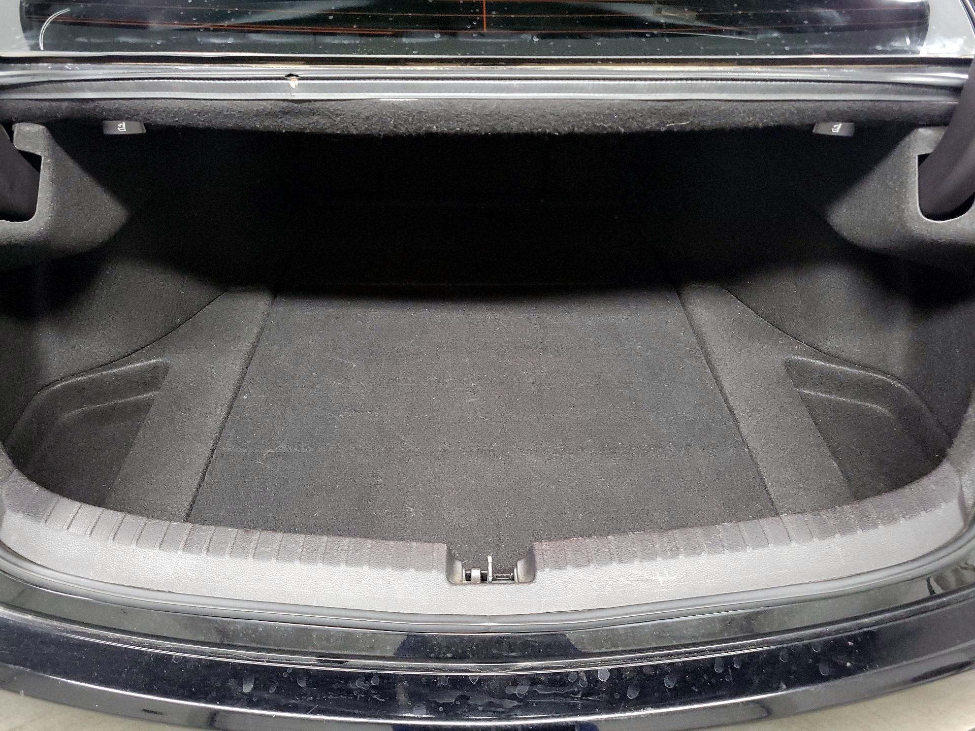 Thumbnail: 2019 Acura TLX - 17