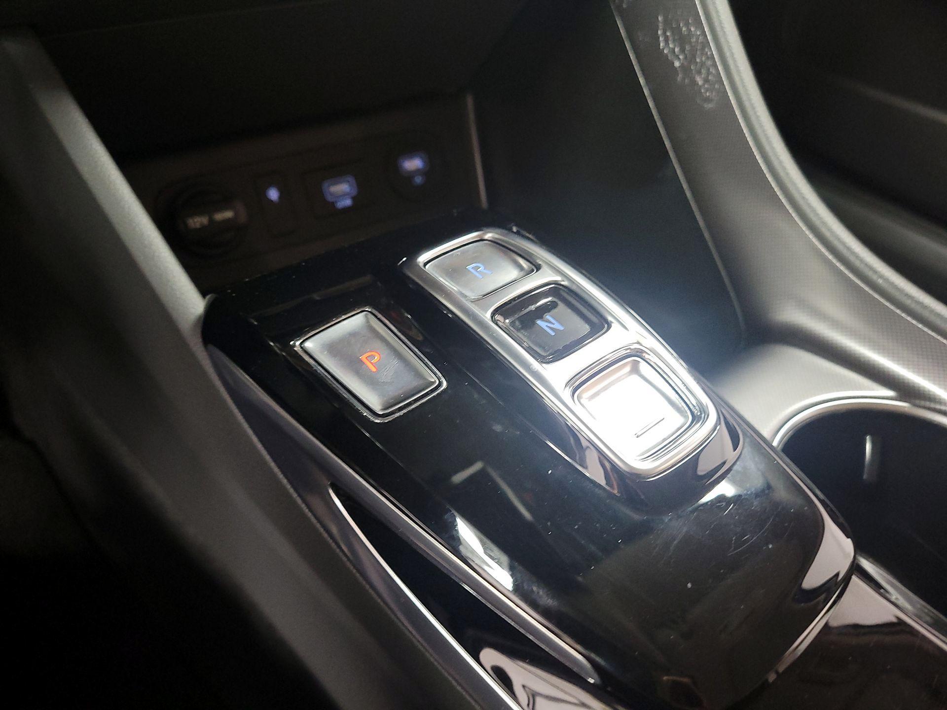 Thumbnail: 2023 Hyundai Sonata - 17