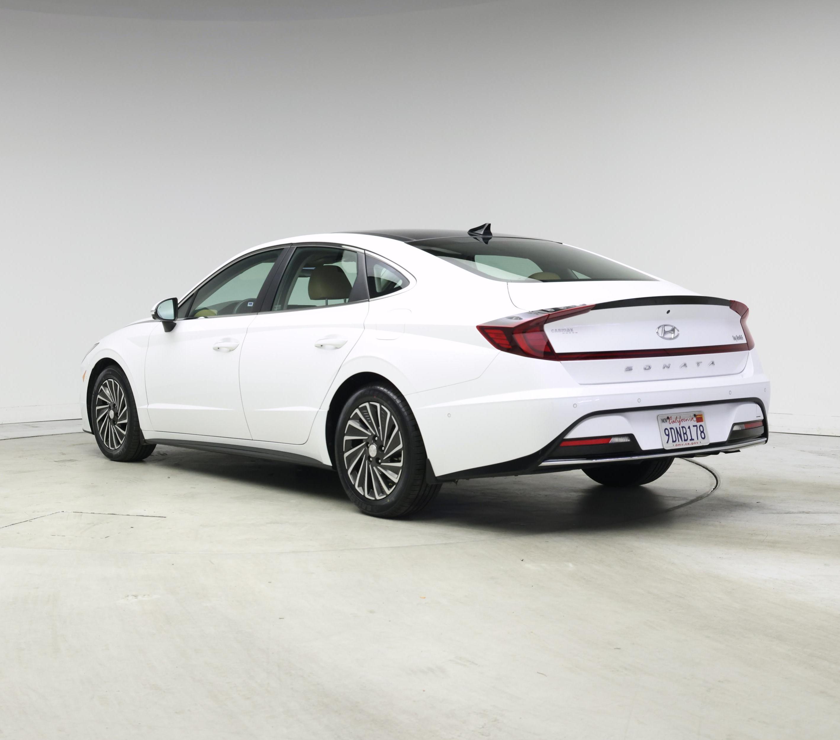 Thumbnail: 2023 Hyundai Sonata - 2