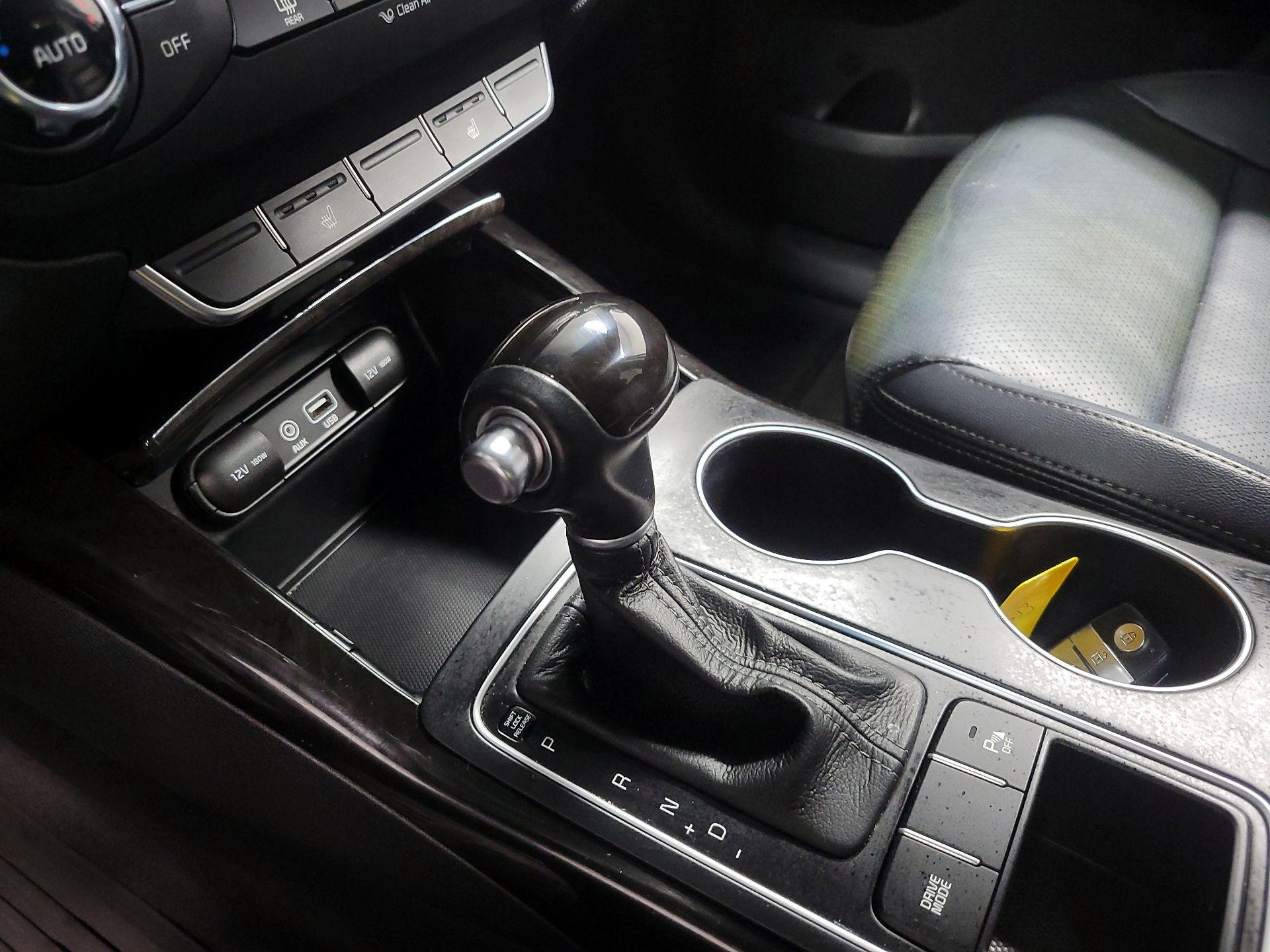 Thumbnail: 2018 Kia Sorento - 17