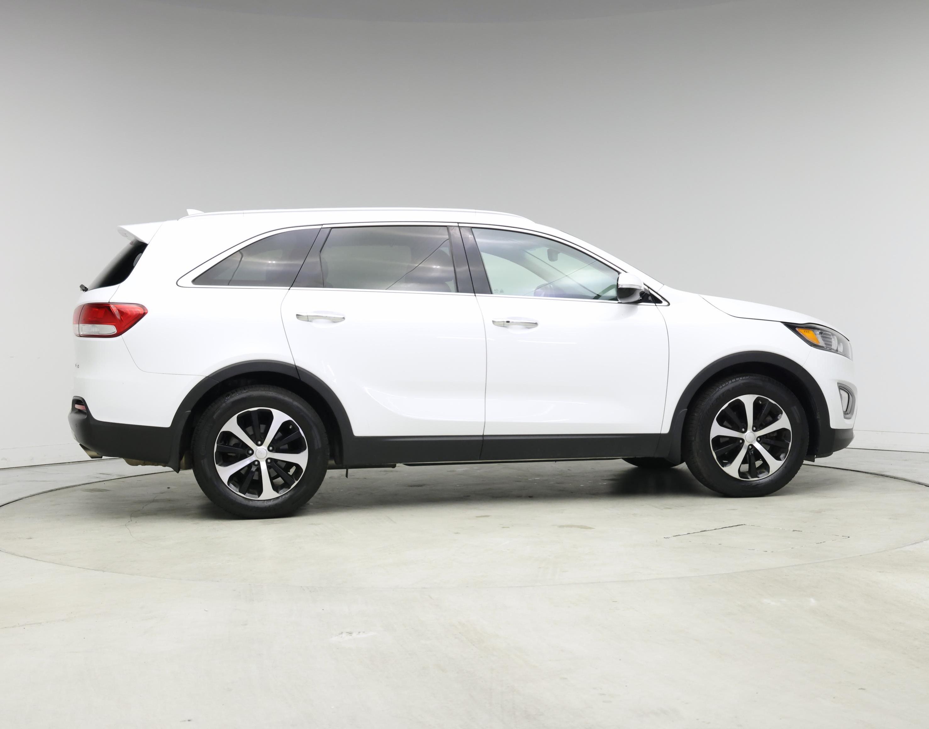 Thumbnail: 2018 Kia Sorento - 7