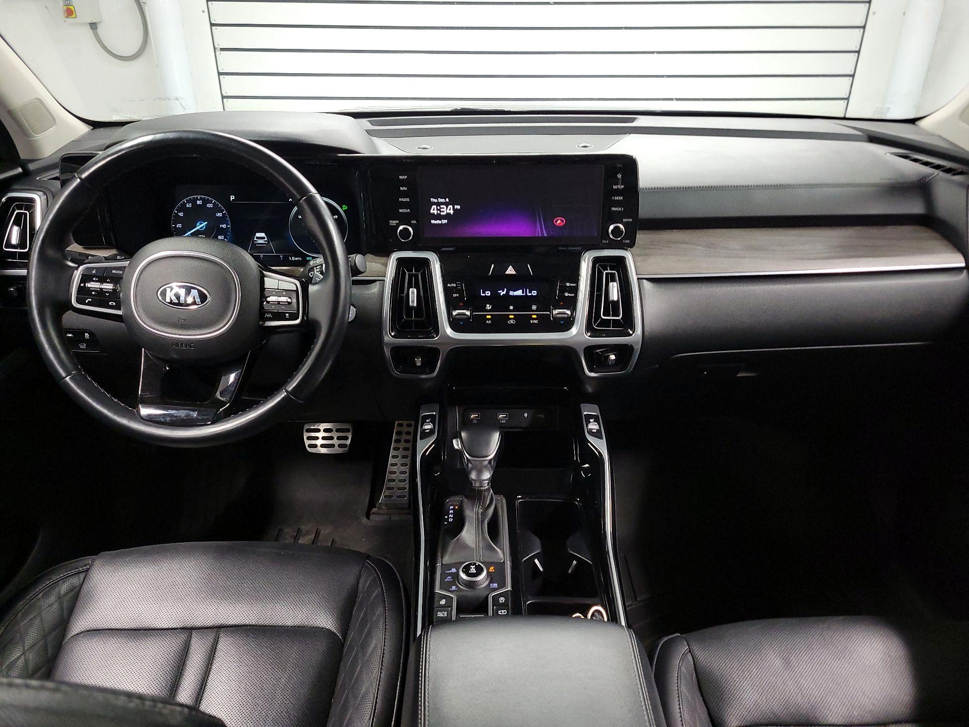 Thumbnail: 2021 Kia Sorento - 9