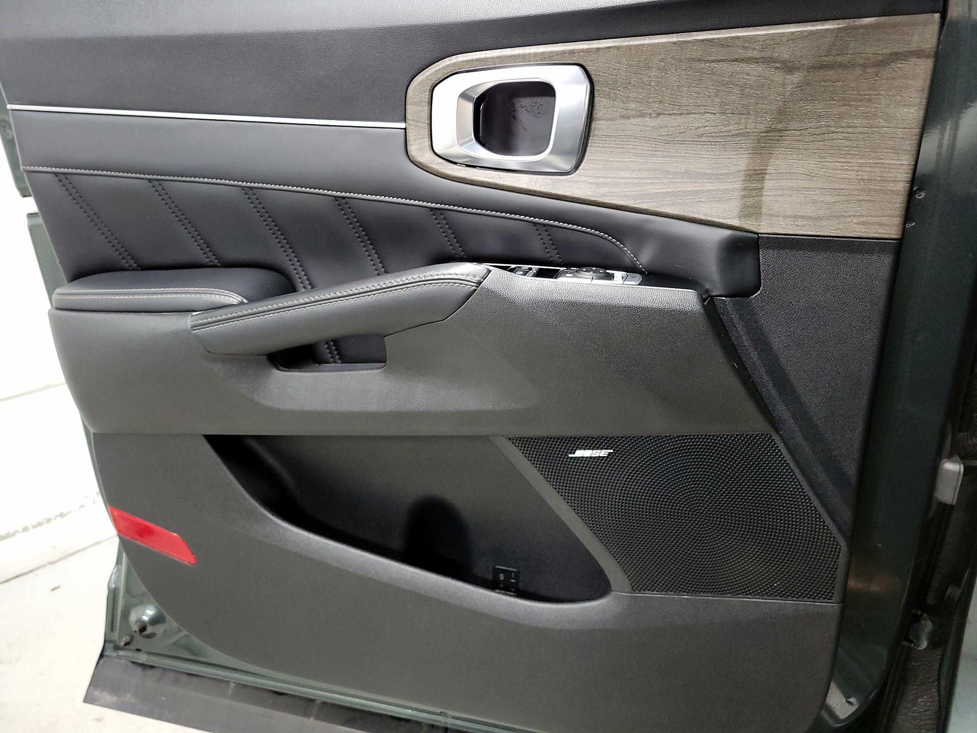 Thumbnail: 2021 Kia Sorento - 12