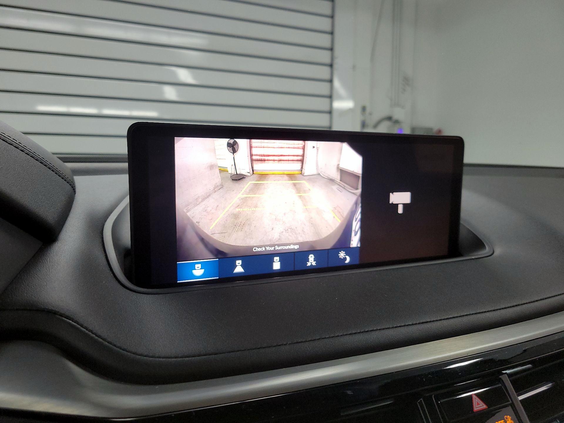 Thumbnail: 2022 Acura MDX - 14