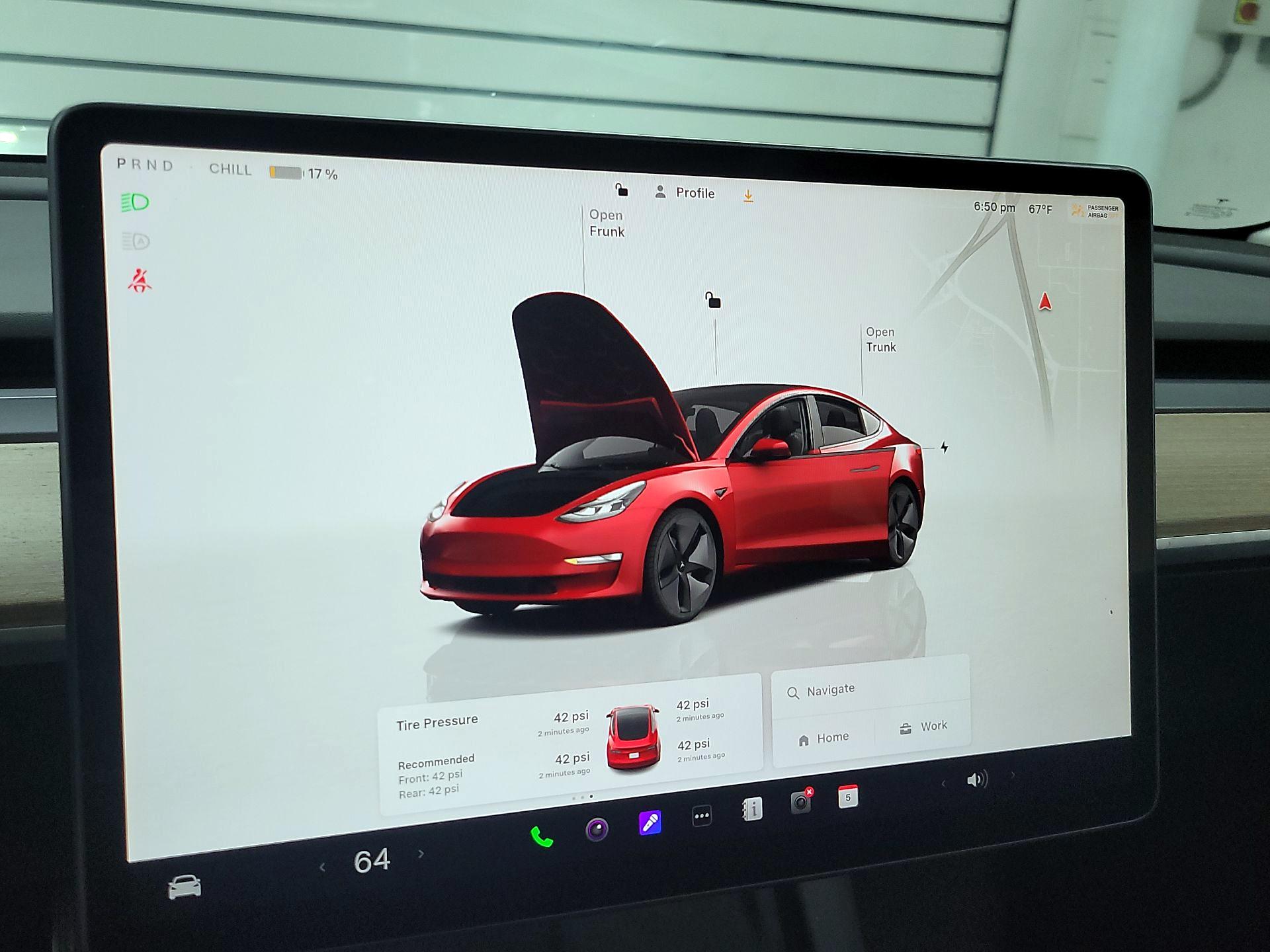Thumbnail: 2022 Tesla Model 3 - 14