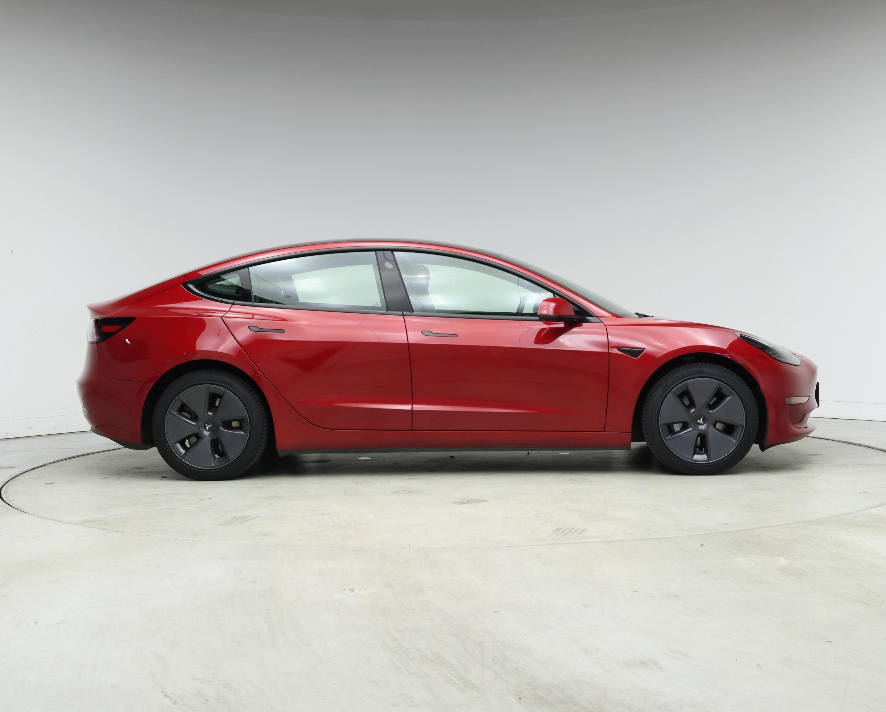 Thumbnail: 2022 Tesla Model 3 - 7