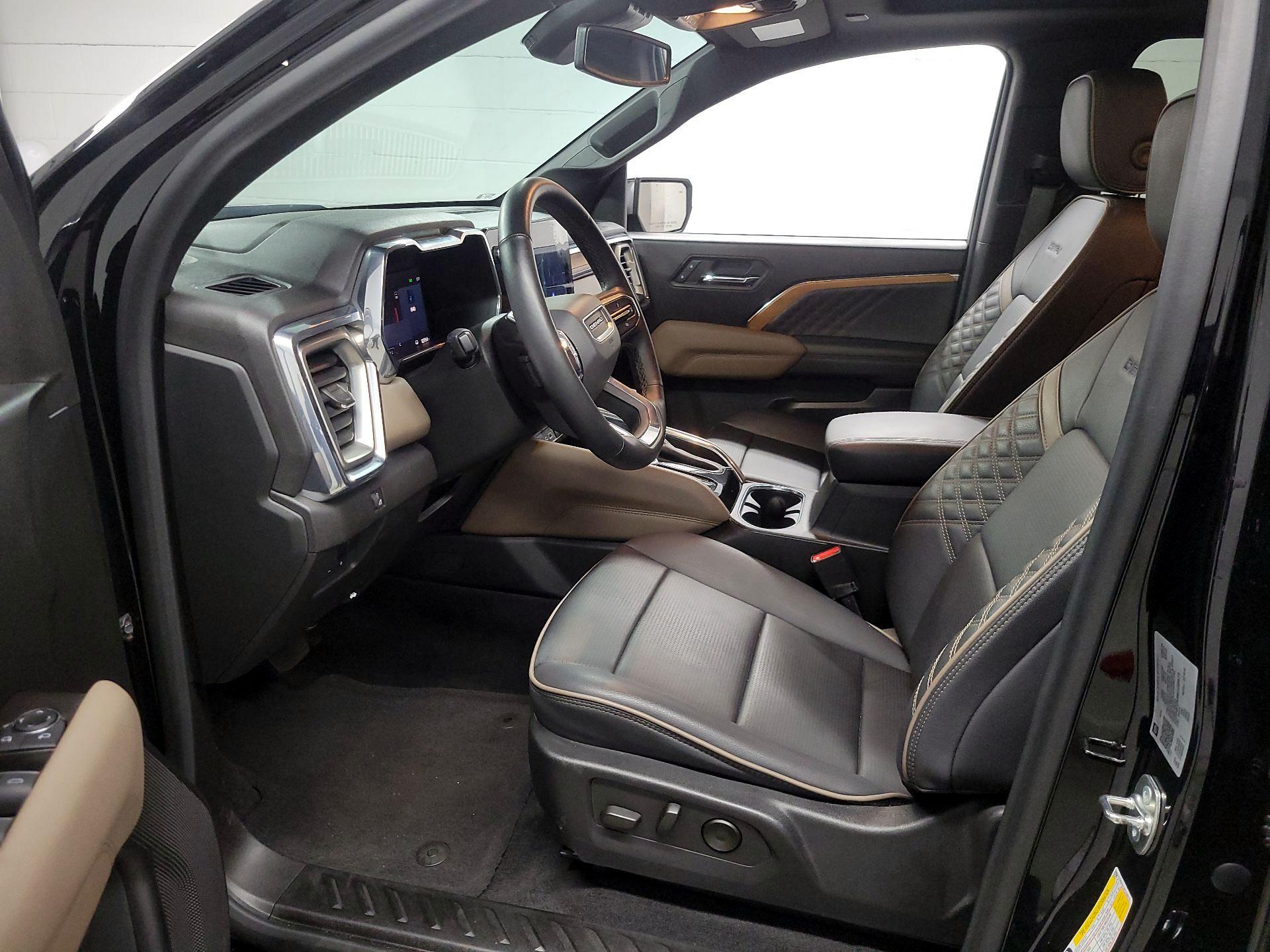 Thumbnail: 2024 GMC Canyon - 11