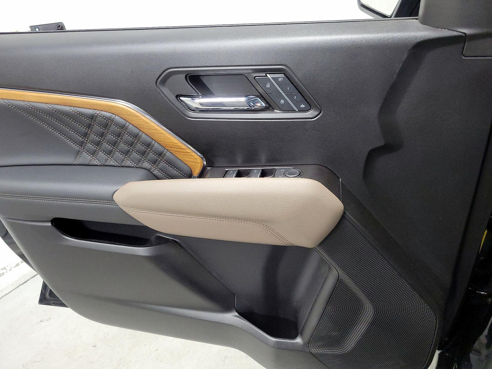 Thumbnail: 2024 GMC Canyon - 12