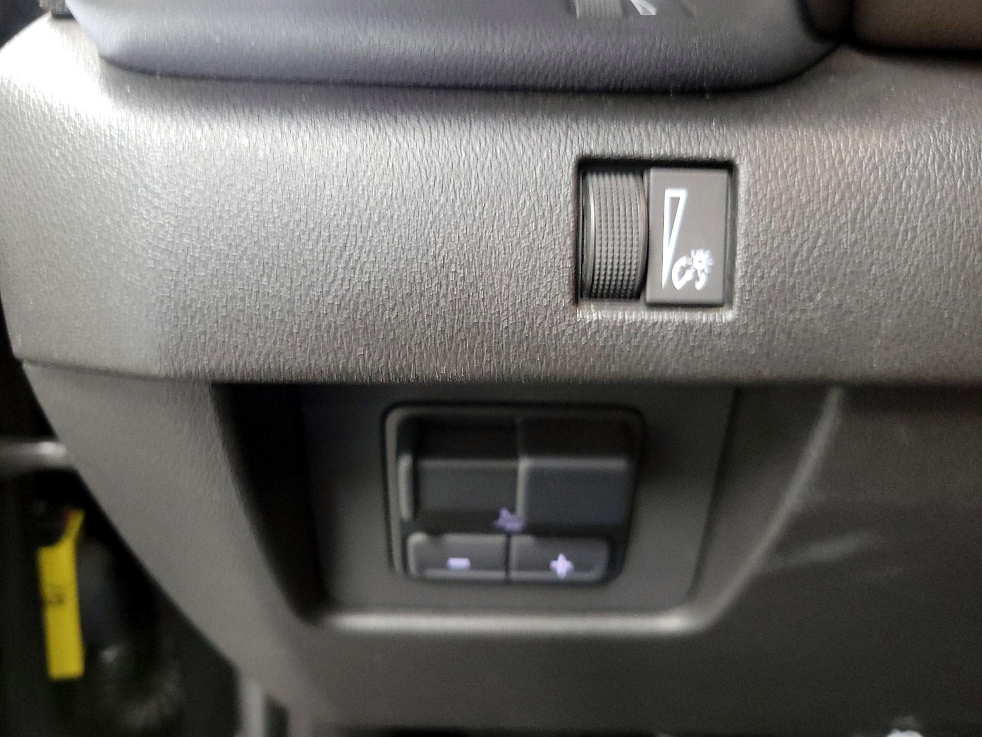 Thumbnail: 2024 GMC Canyon - 13