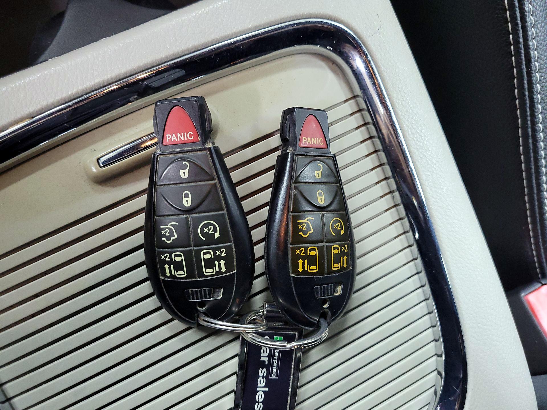 Thumbnail: 2017 Dodge Grand Caravan - 18