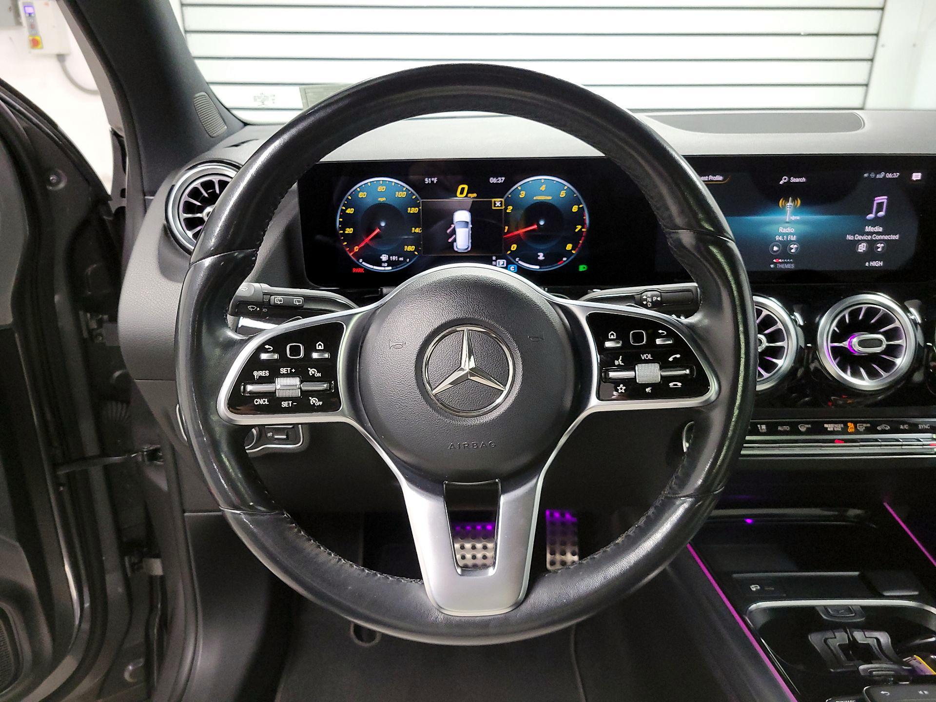 Thumbnail: 2021 Mercedes-Benz GLA - 10